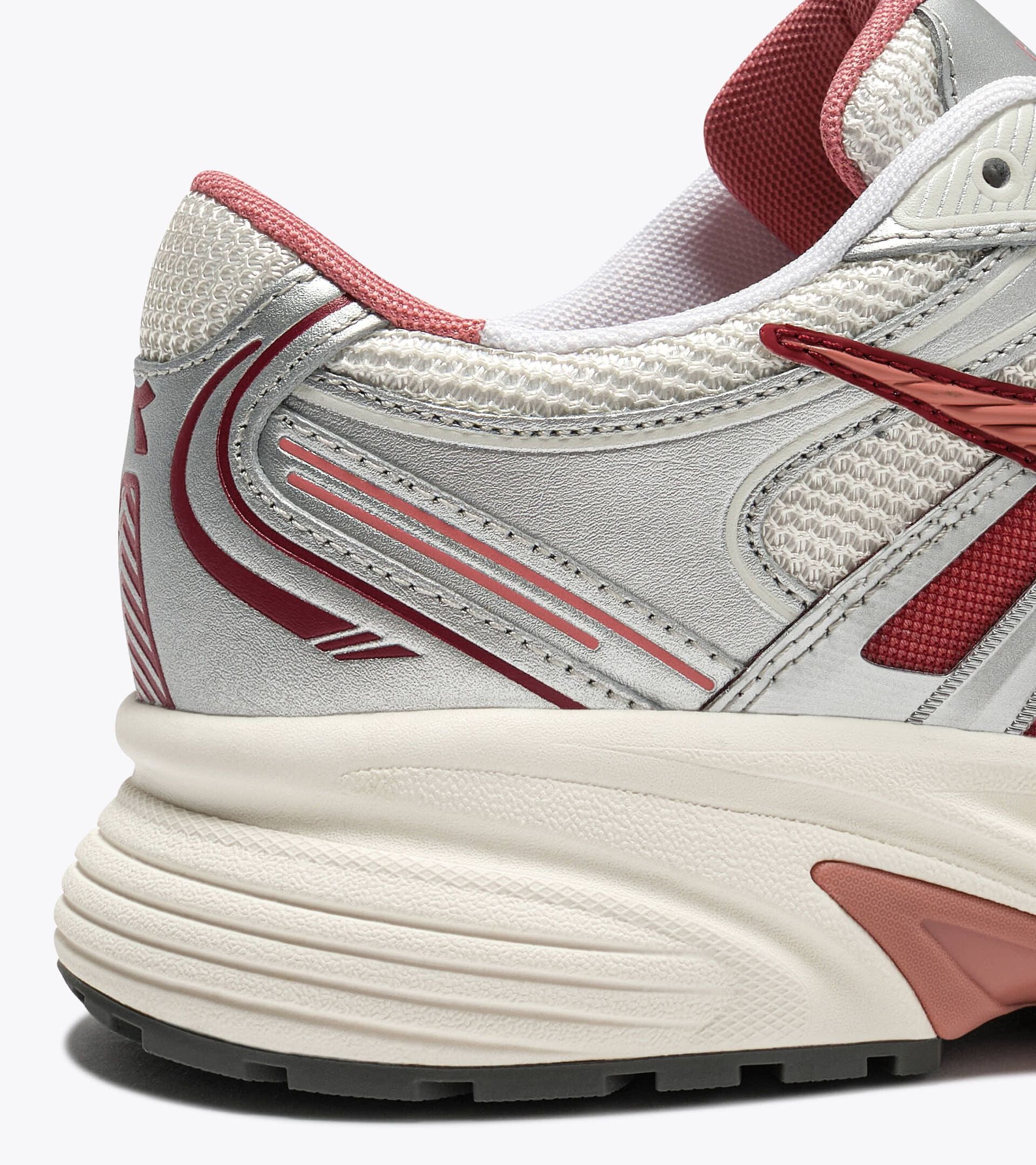 Diadora Mythos Star Met Recycled White/Rosette