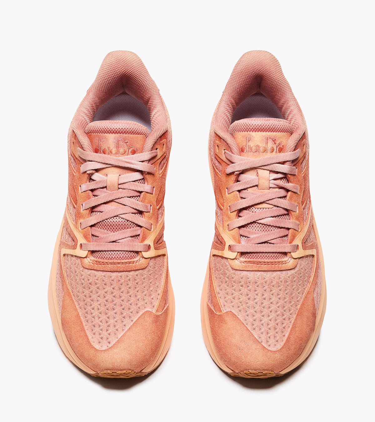 Diadora V7000 Dip Dye Shell Coral
