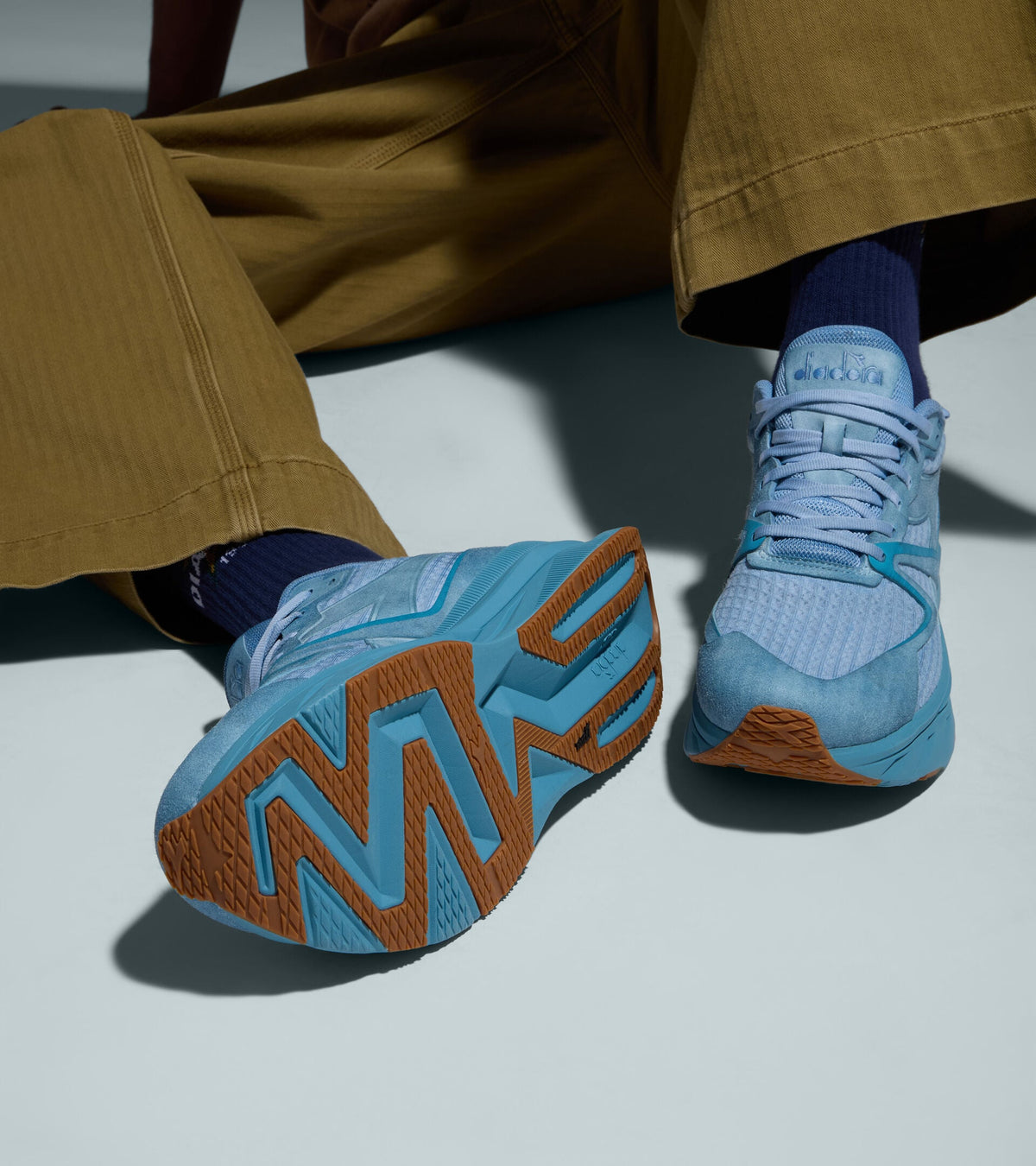 Diadora V7000 Dip Dye Sky-Blue Quartz