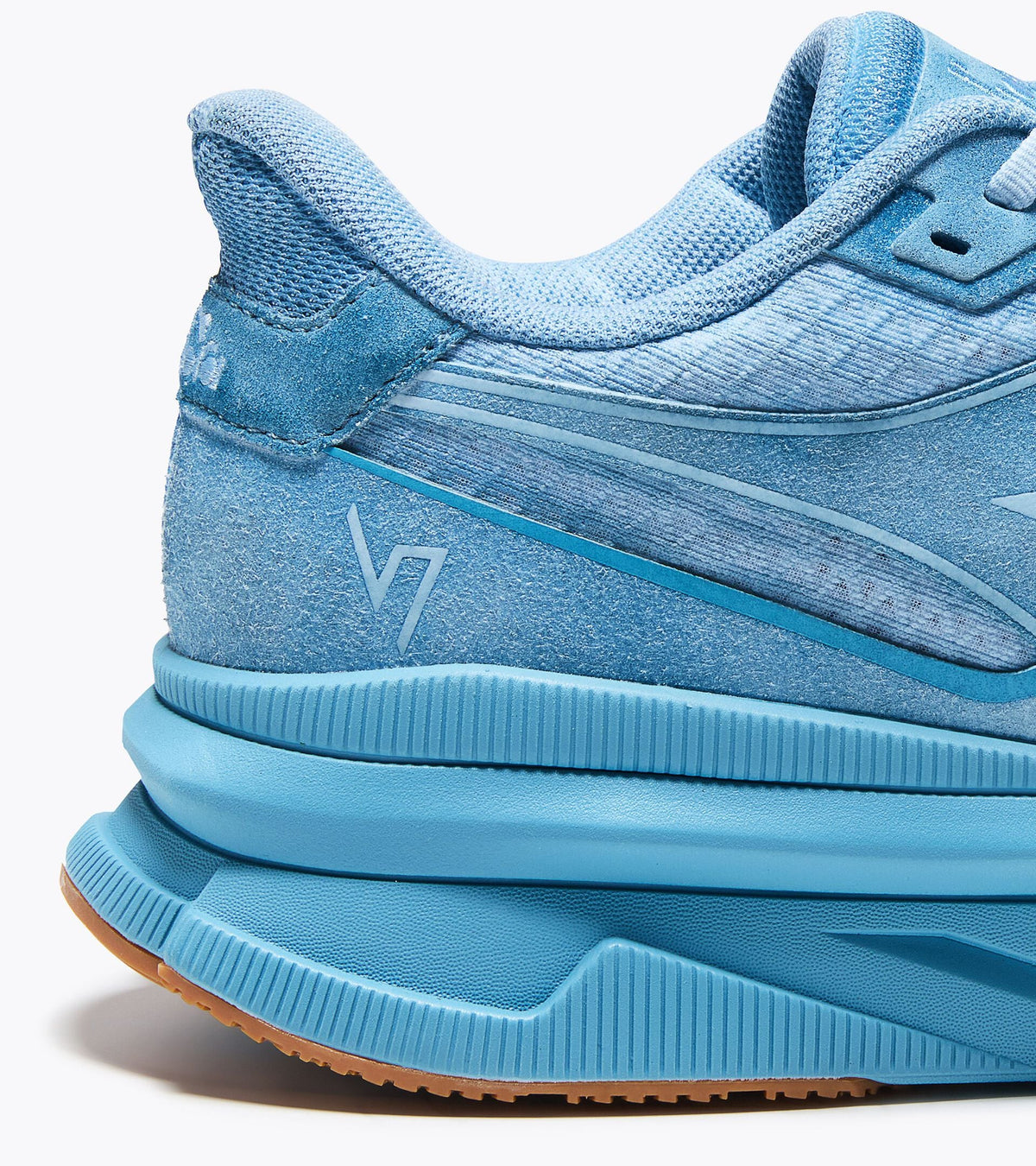 Diadora V7000 Dip Dye Sky-Blue Quartz