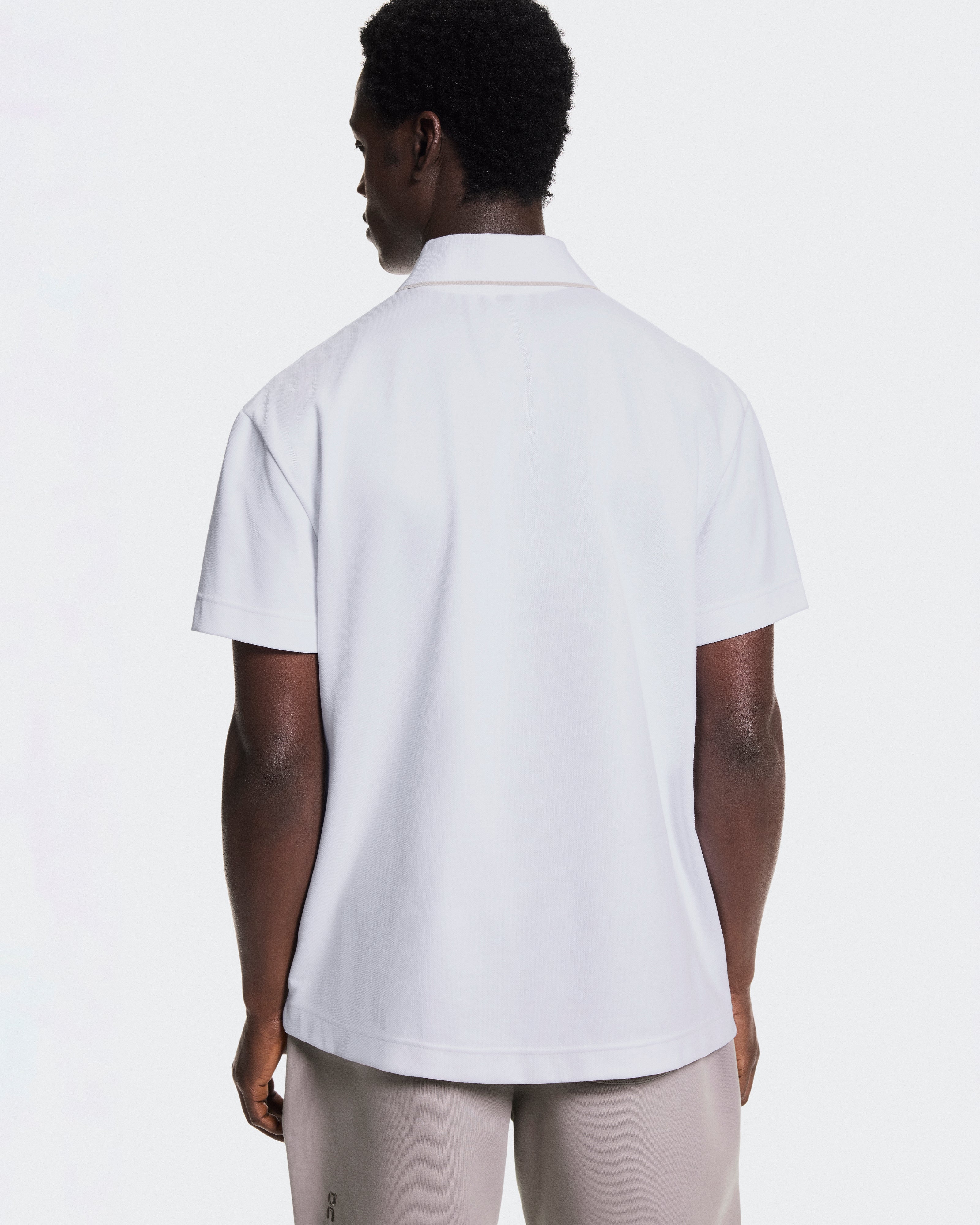 On Courtside Polo White | Sand