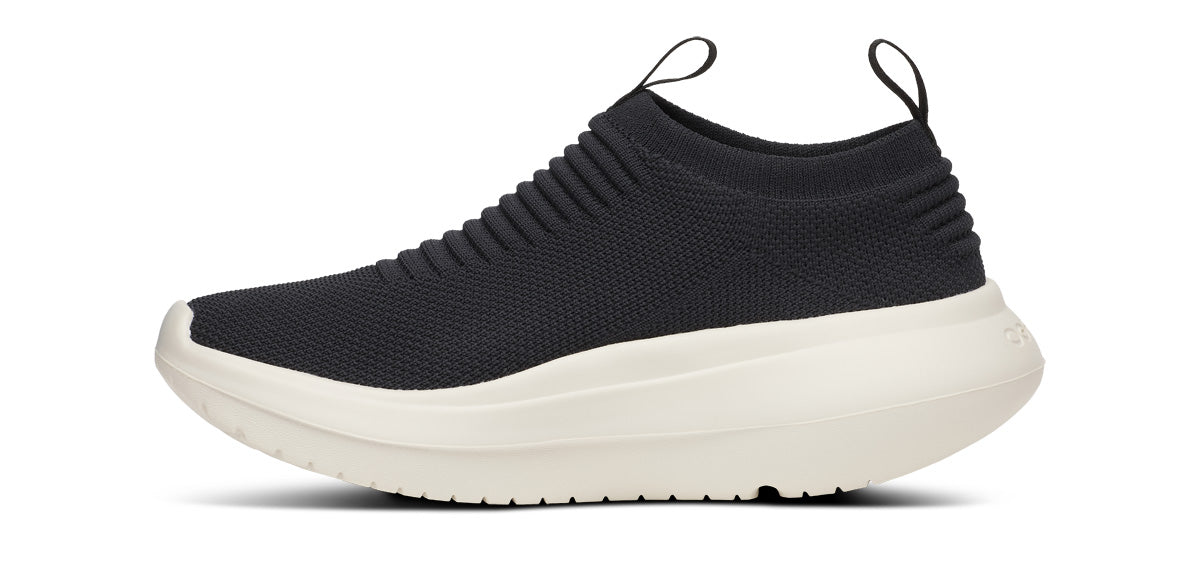 Oofos Women's Slip-On Shoe Chalk & Black