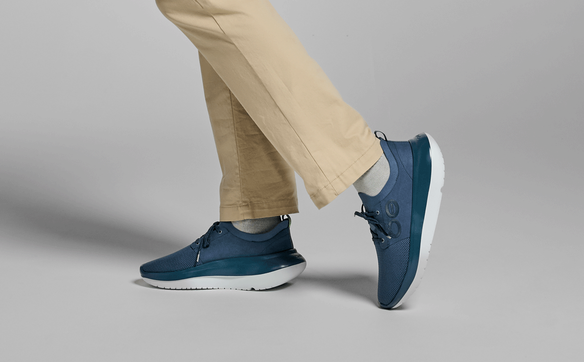 Oofos Men's Lace-Up Shoe White & Moroccan Blue