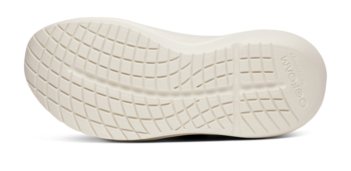 Oofos Men's Slip-On Shoe Chalk