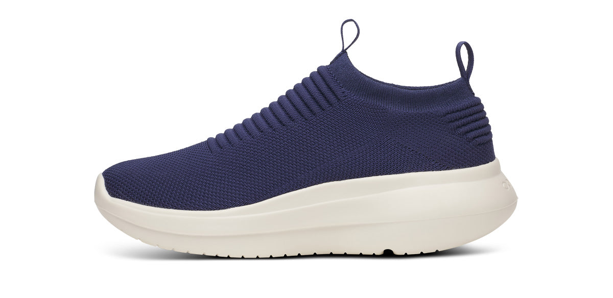 Oofos Men's Slip-On Shoe Chalk & Navy