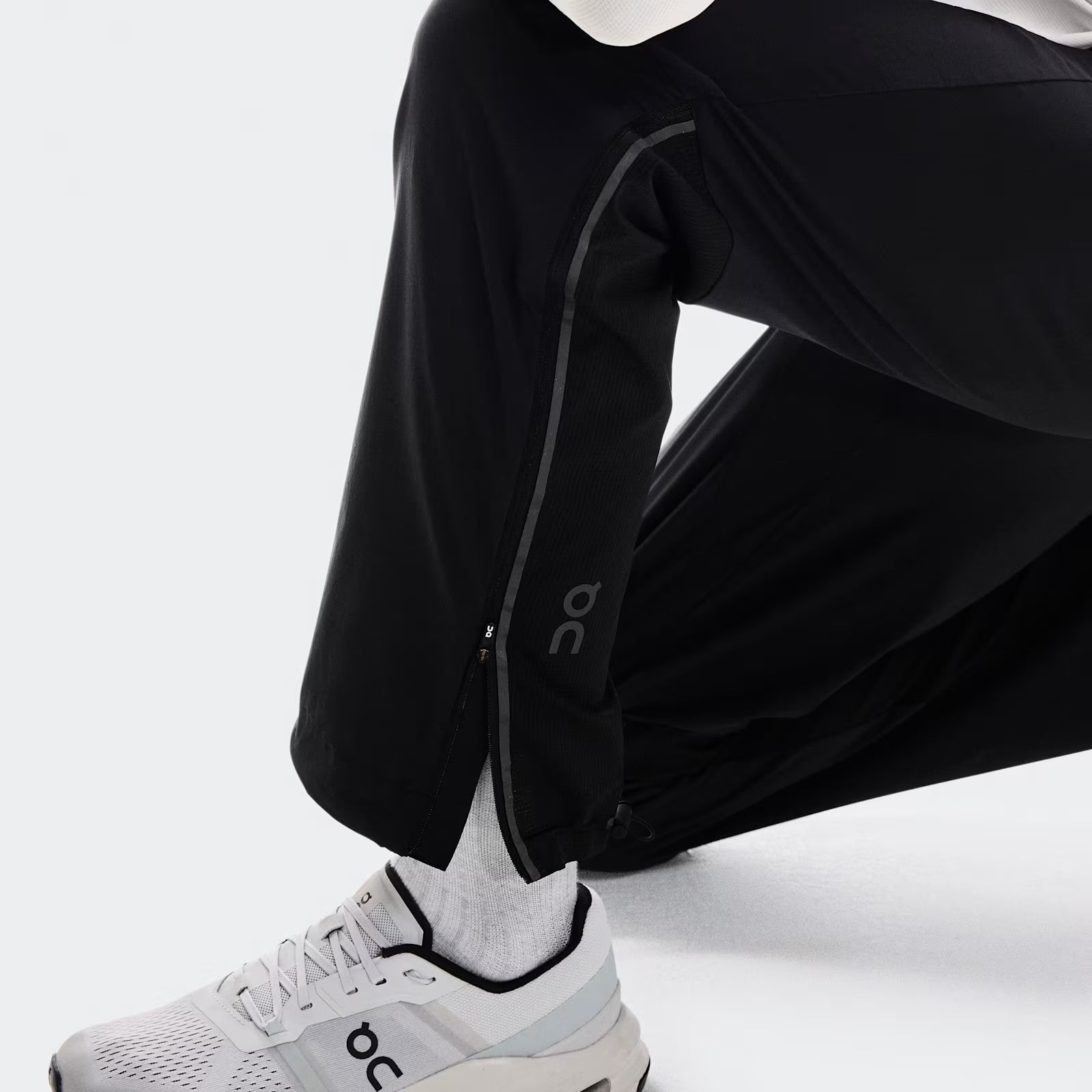 On Track Pants Black