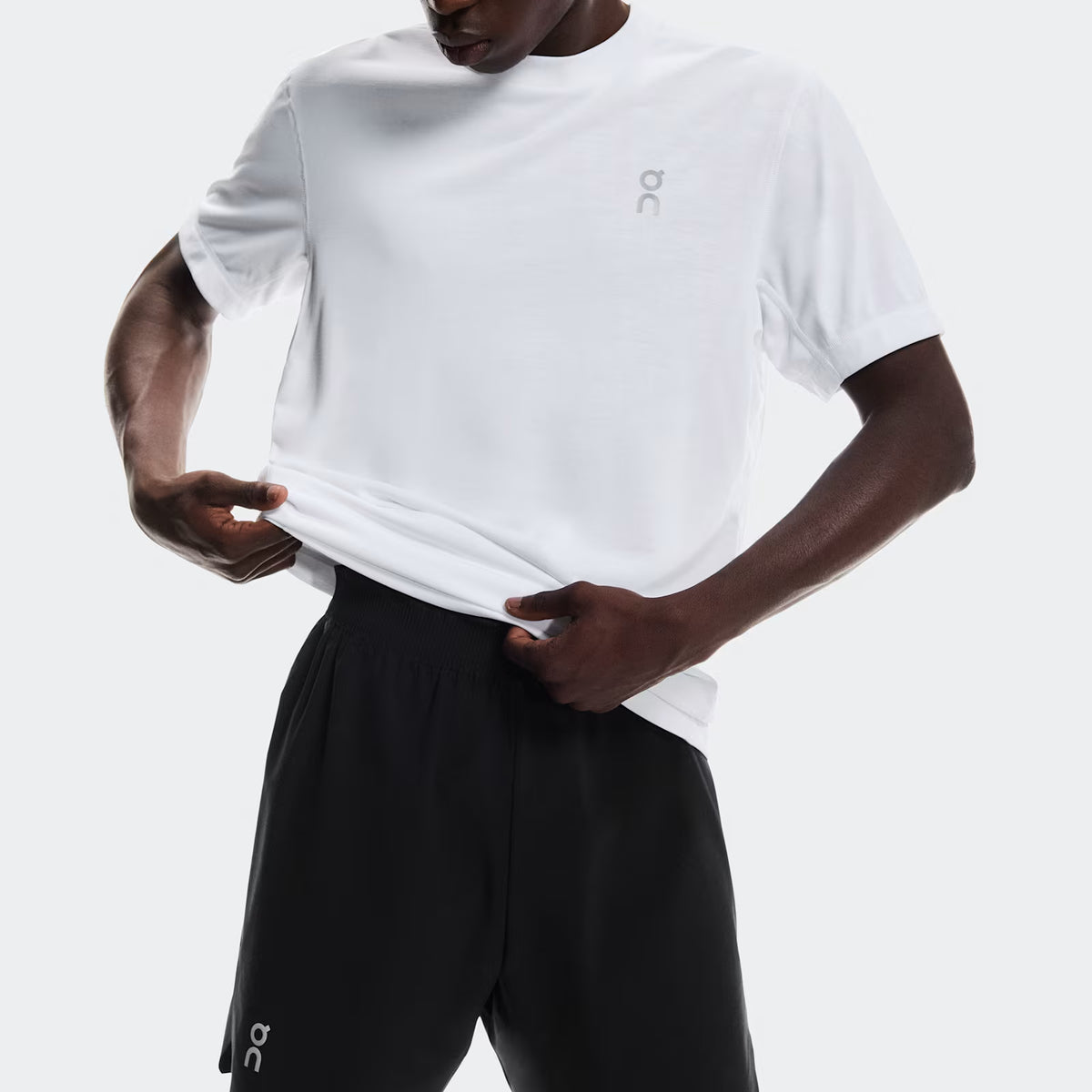 On Train Shorts Black