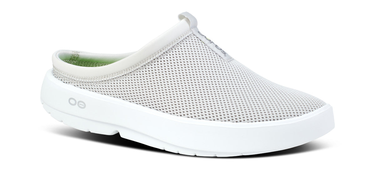 Oofos Women's Mesh Slipper White & Gray
