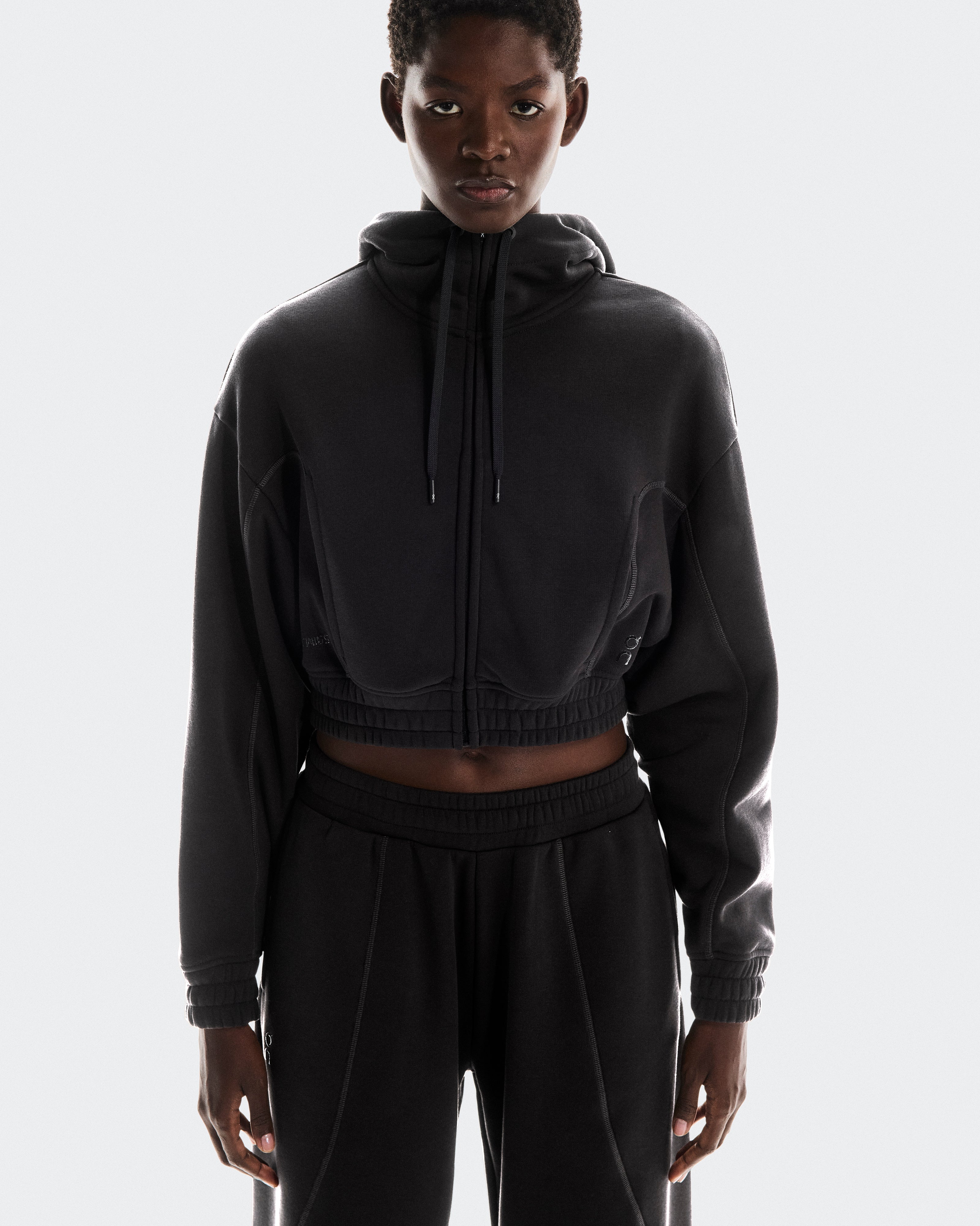 On Club Cropped Hoodie Fka Black (Women'S)