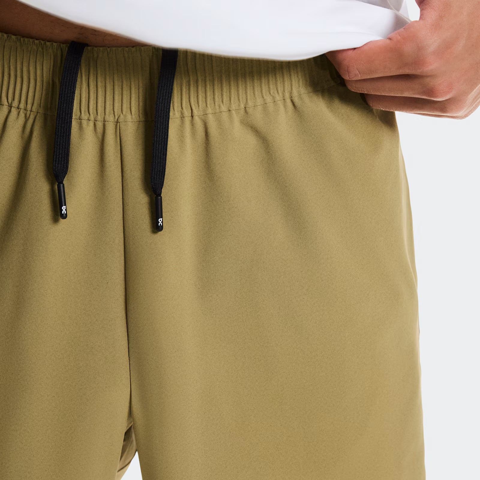 On Focus Shorts Nutmeg