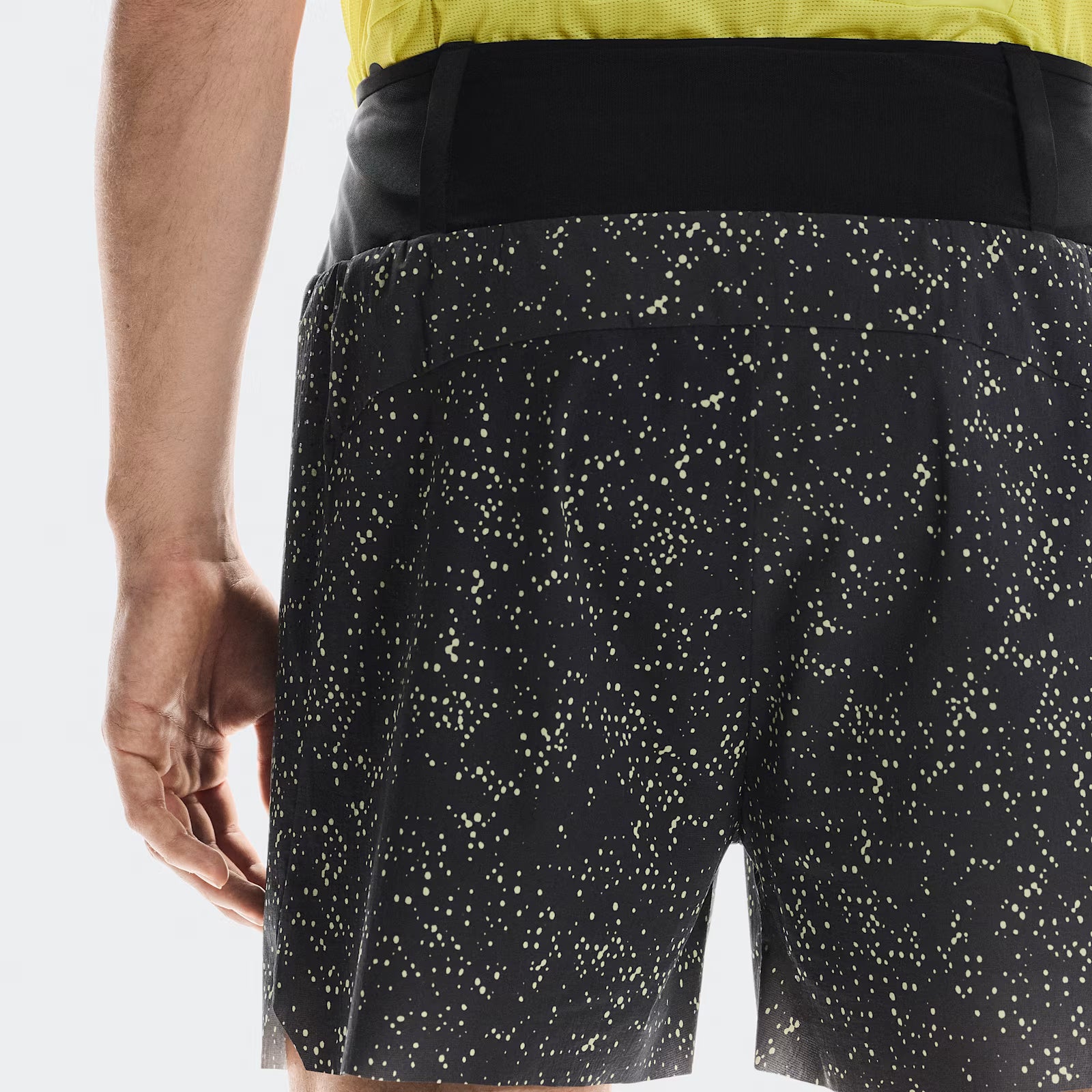 On Ultra Shorts Iron | Lime