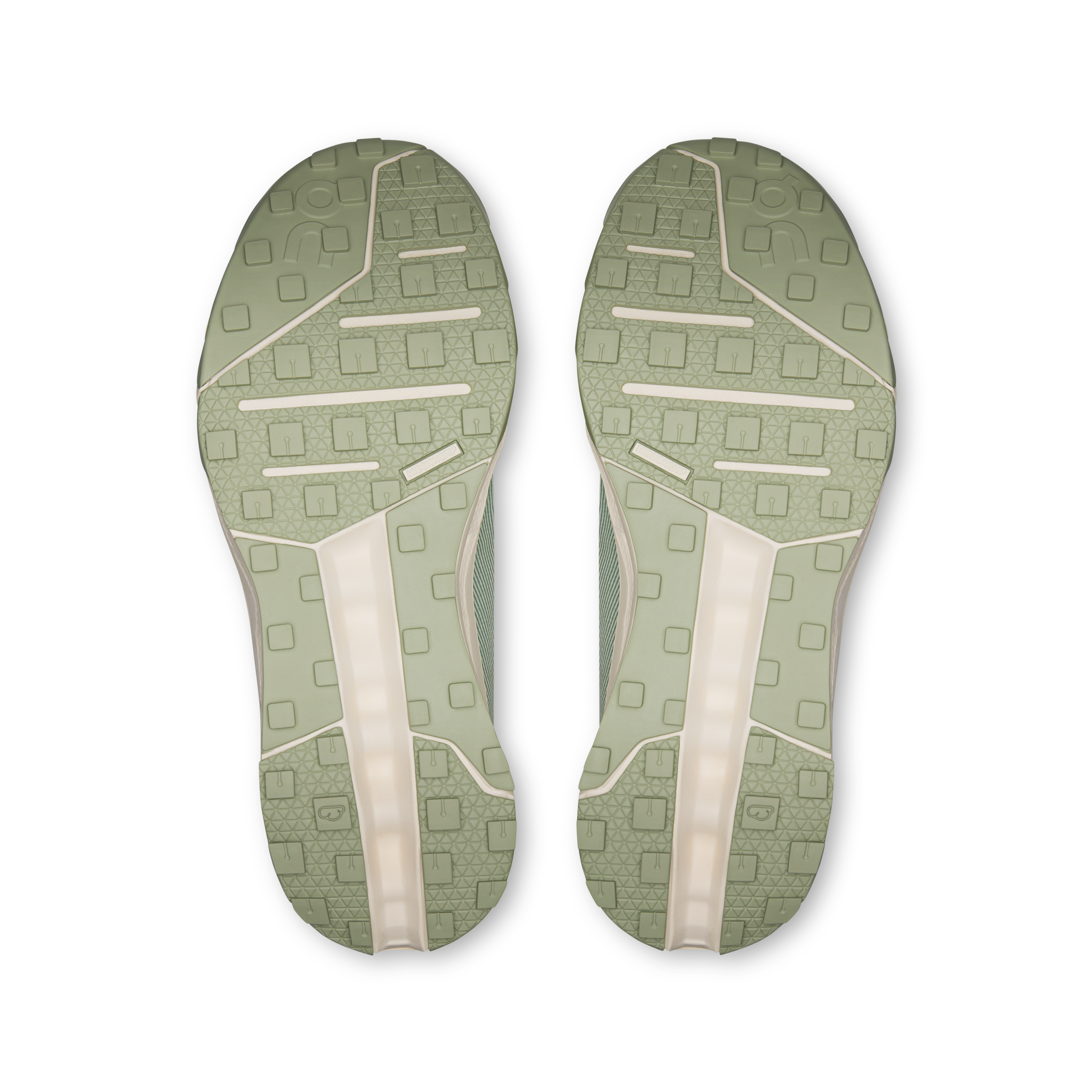 On Cloudhorizon End. Ivory Leaf