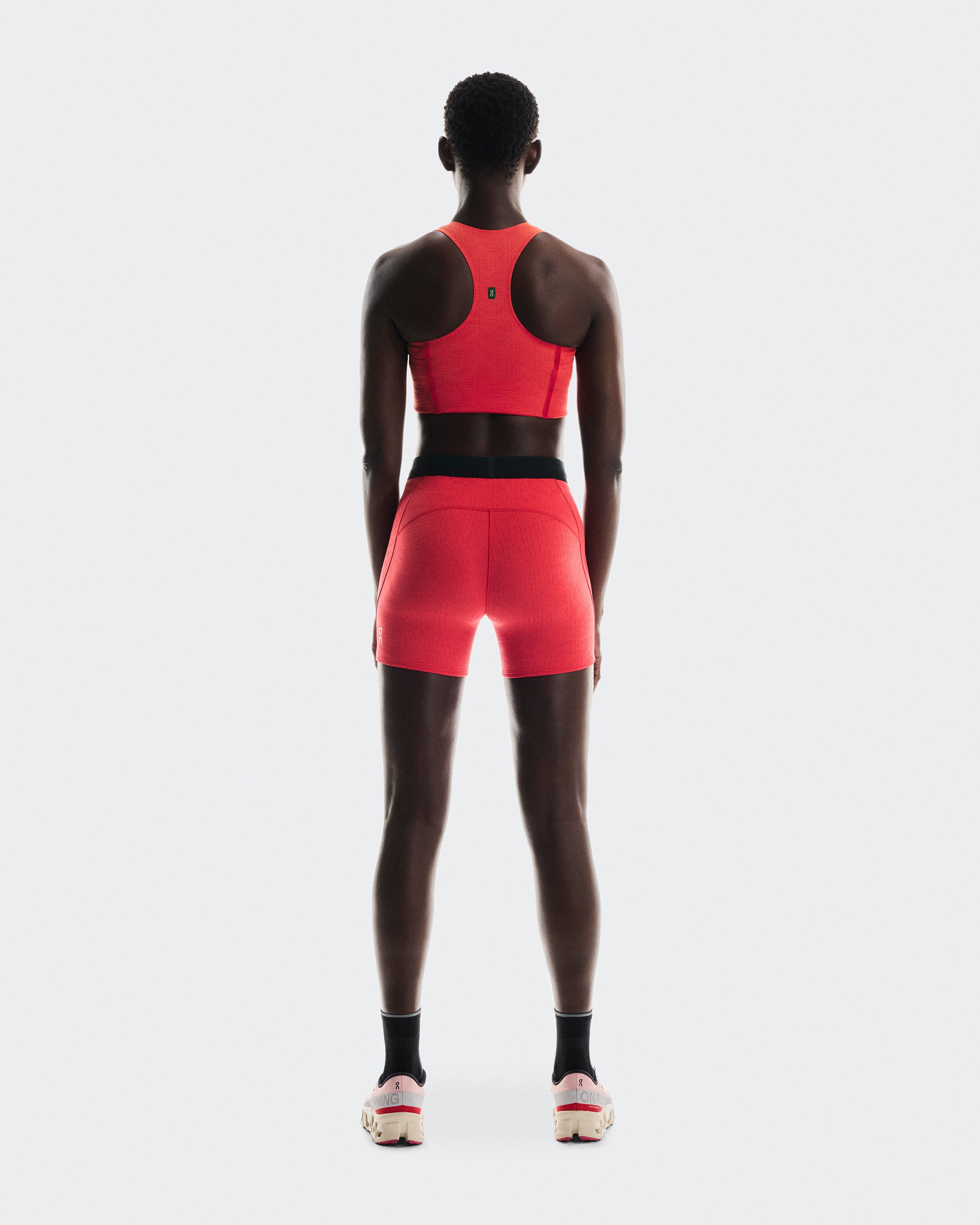 On Pace Tights Short Red (Women'S)