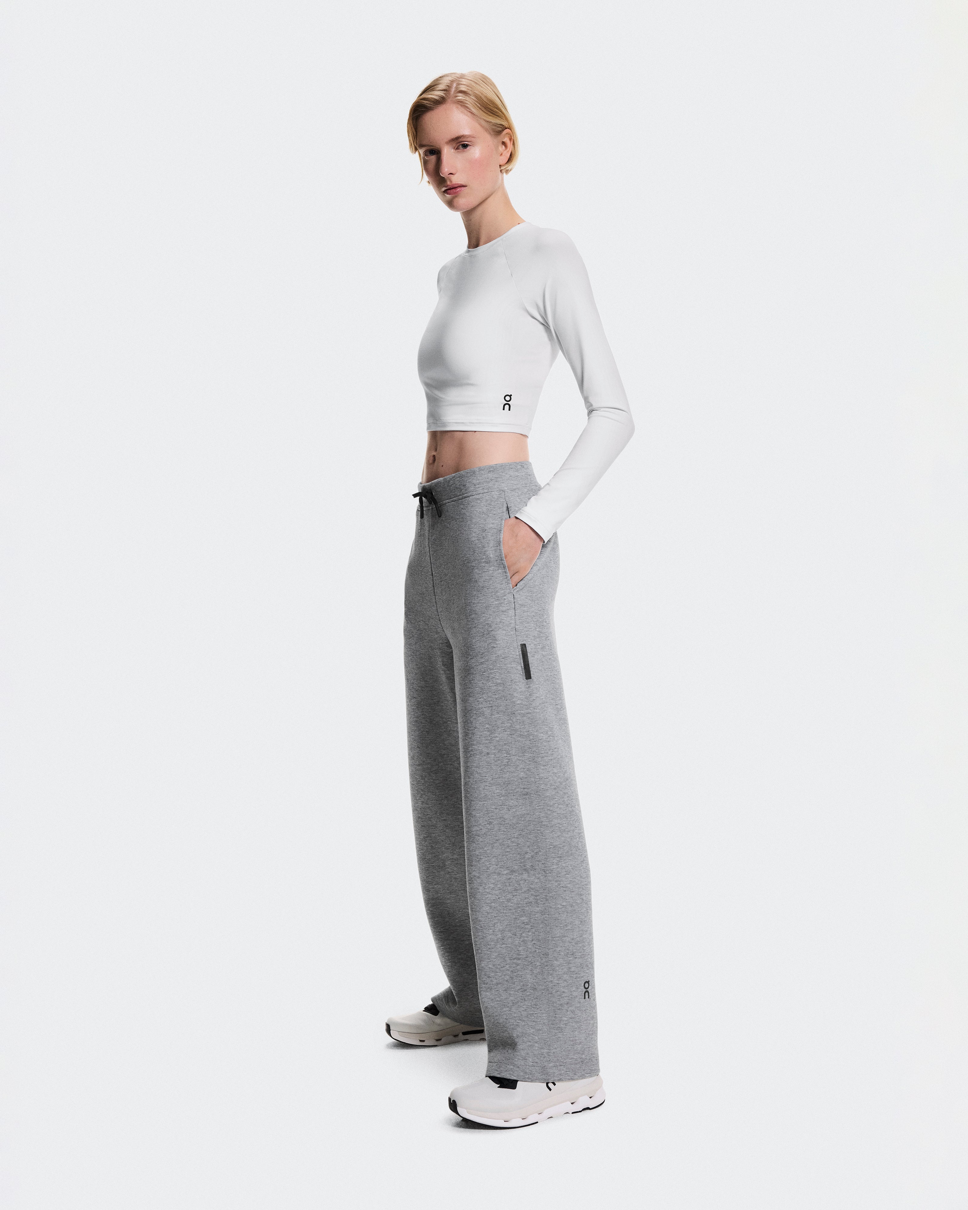 On Focus Tech Sweatpants Basalt (Women'S)