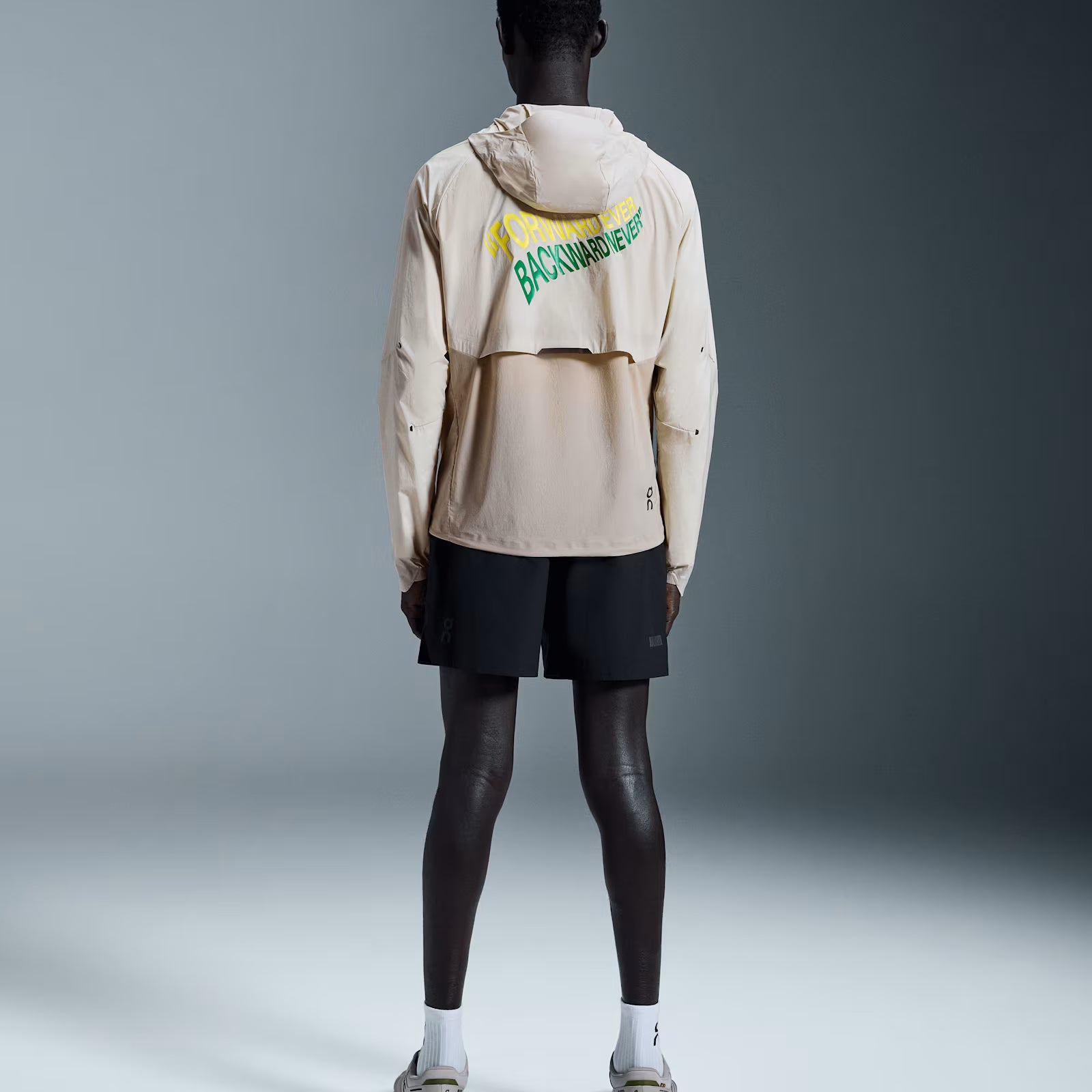 On Core Jacket Walkgood Sand