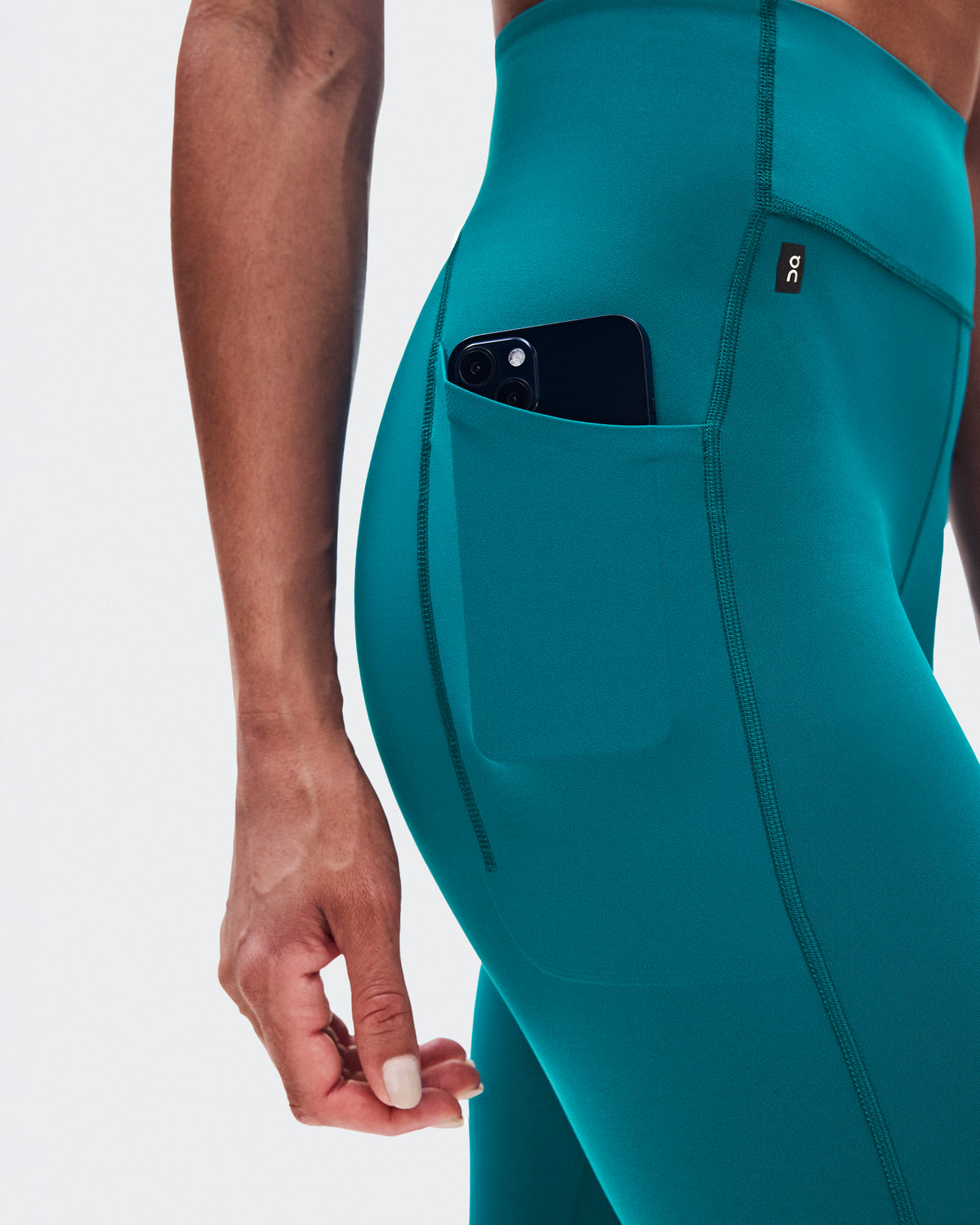 On Train Tights 7/8 Abyss (Women'S)