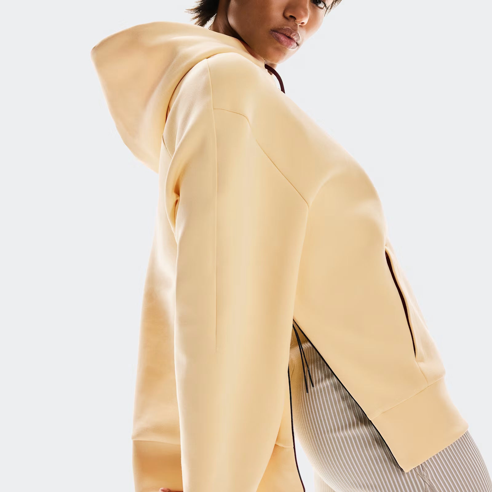 On Focus Tech Hoodie Nectar (Women'S)