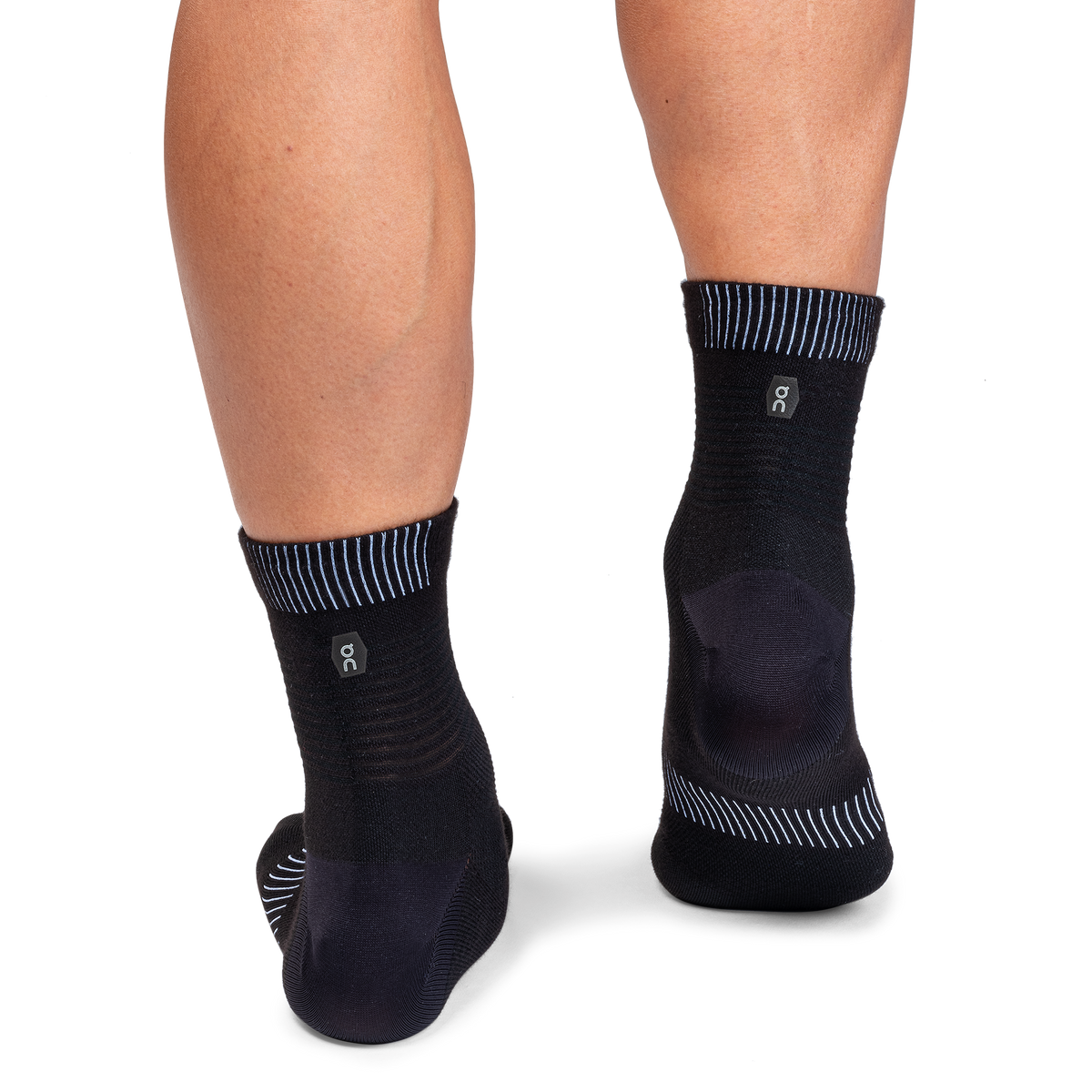 On Ultralight Mid Sock Black | White