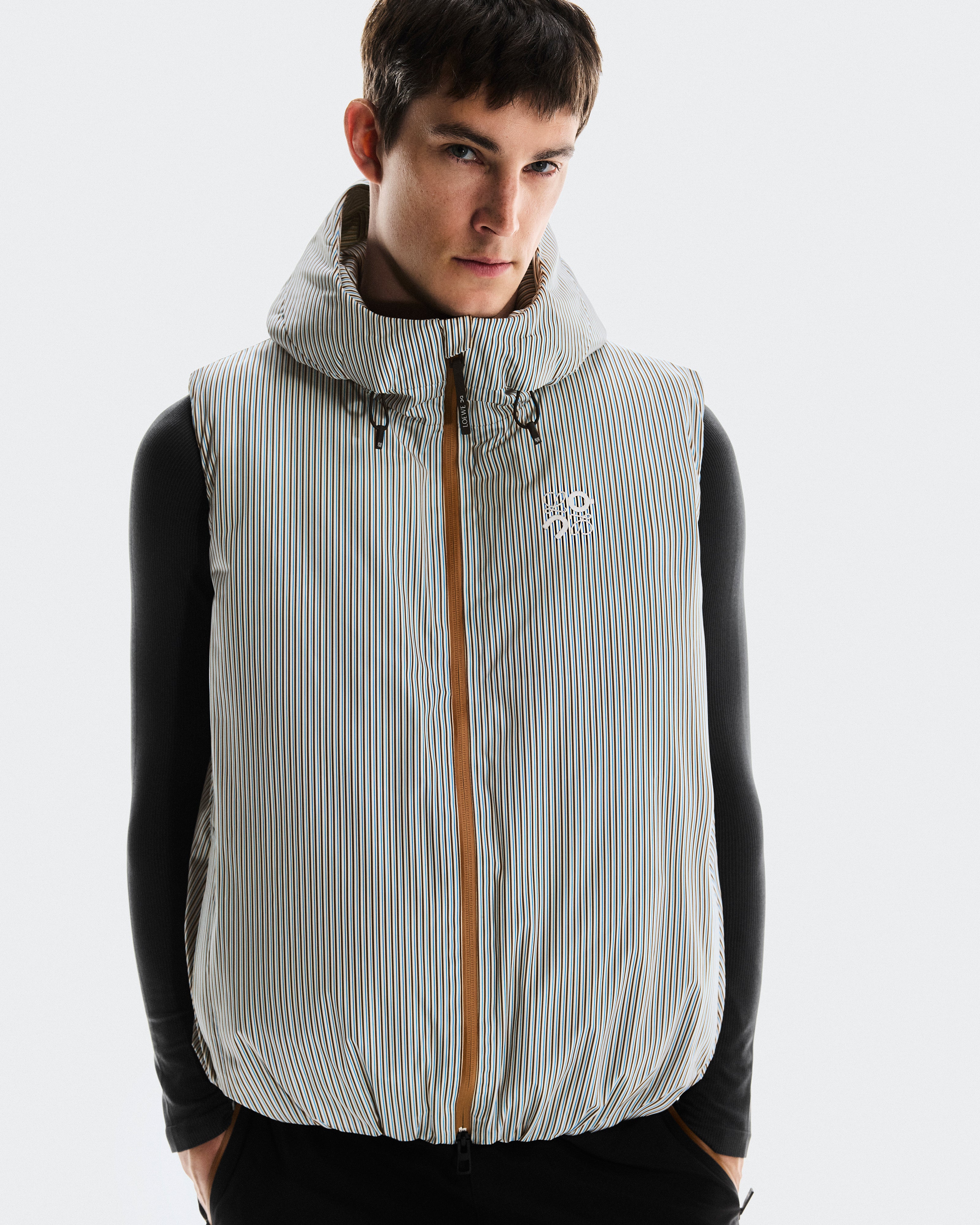 On Puffer Vest Loewe Beige | Blue