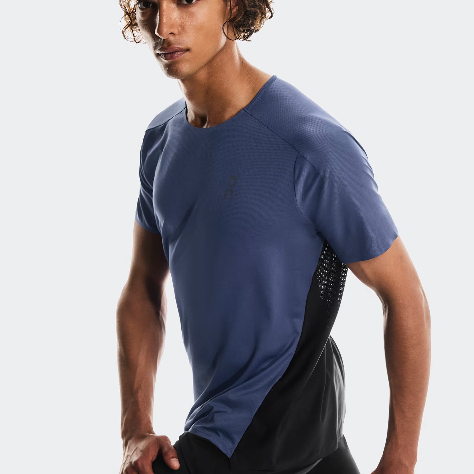 On Performance-T Acai | Black