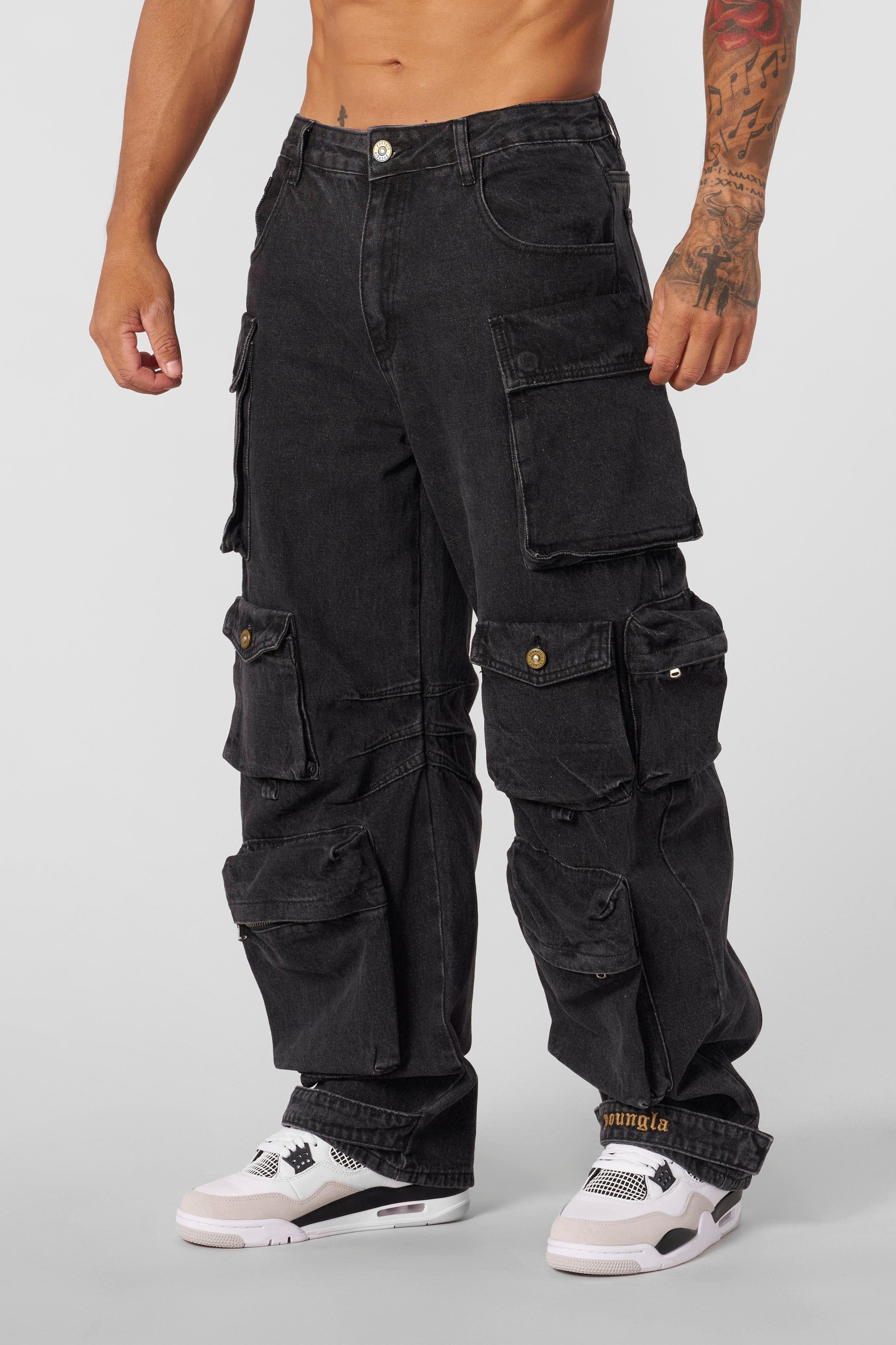 YoungLA 6002 - Hella Pocket Jeans Black Wash