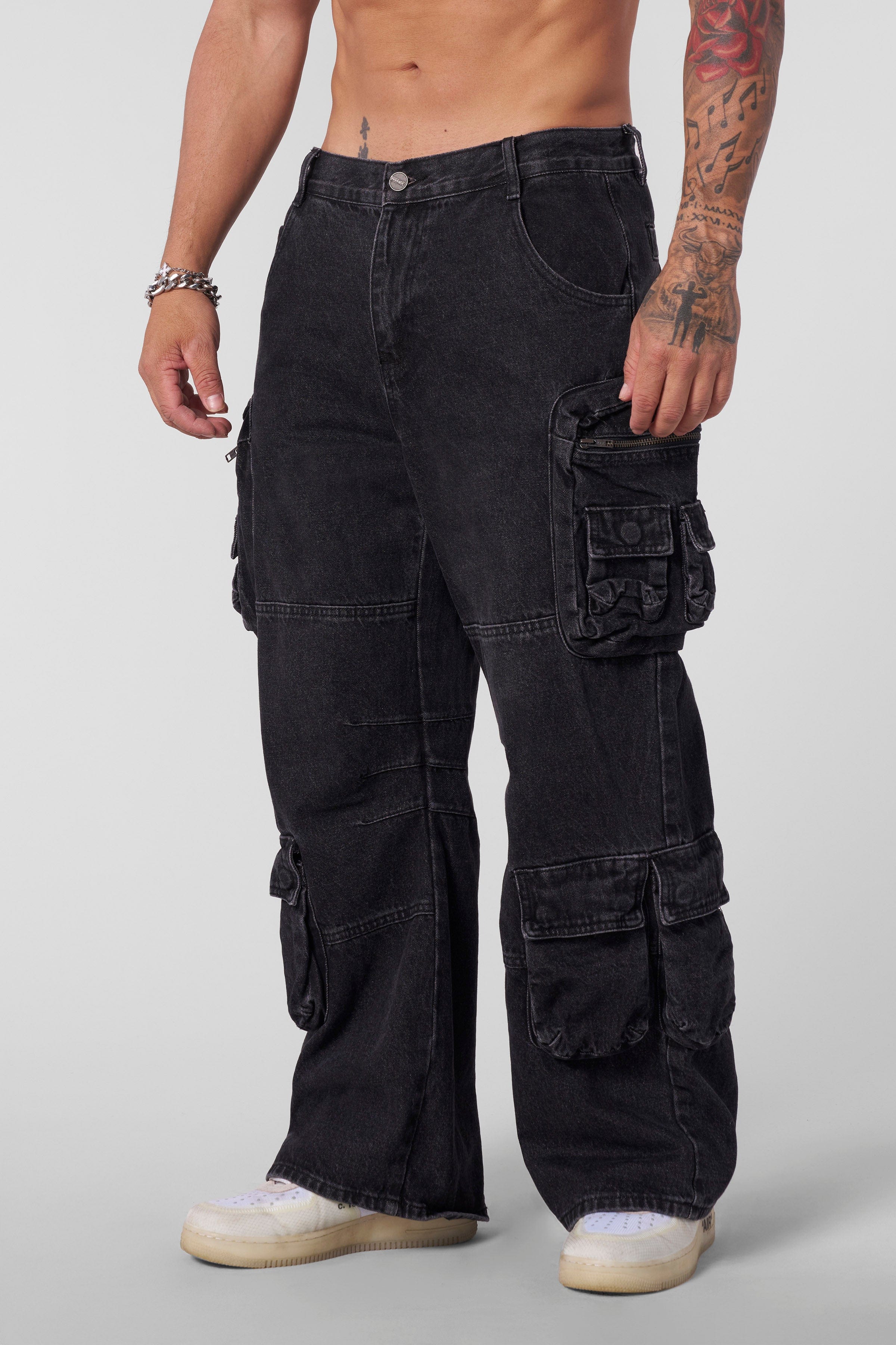 YoungLA 6044 - Stacked Jeans Black Wash