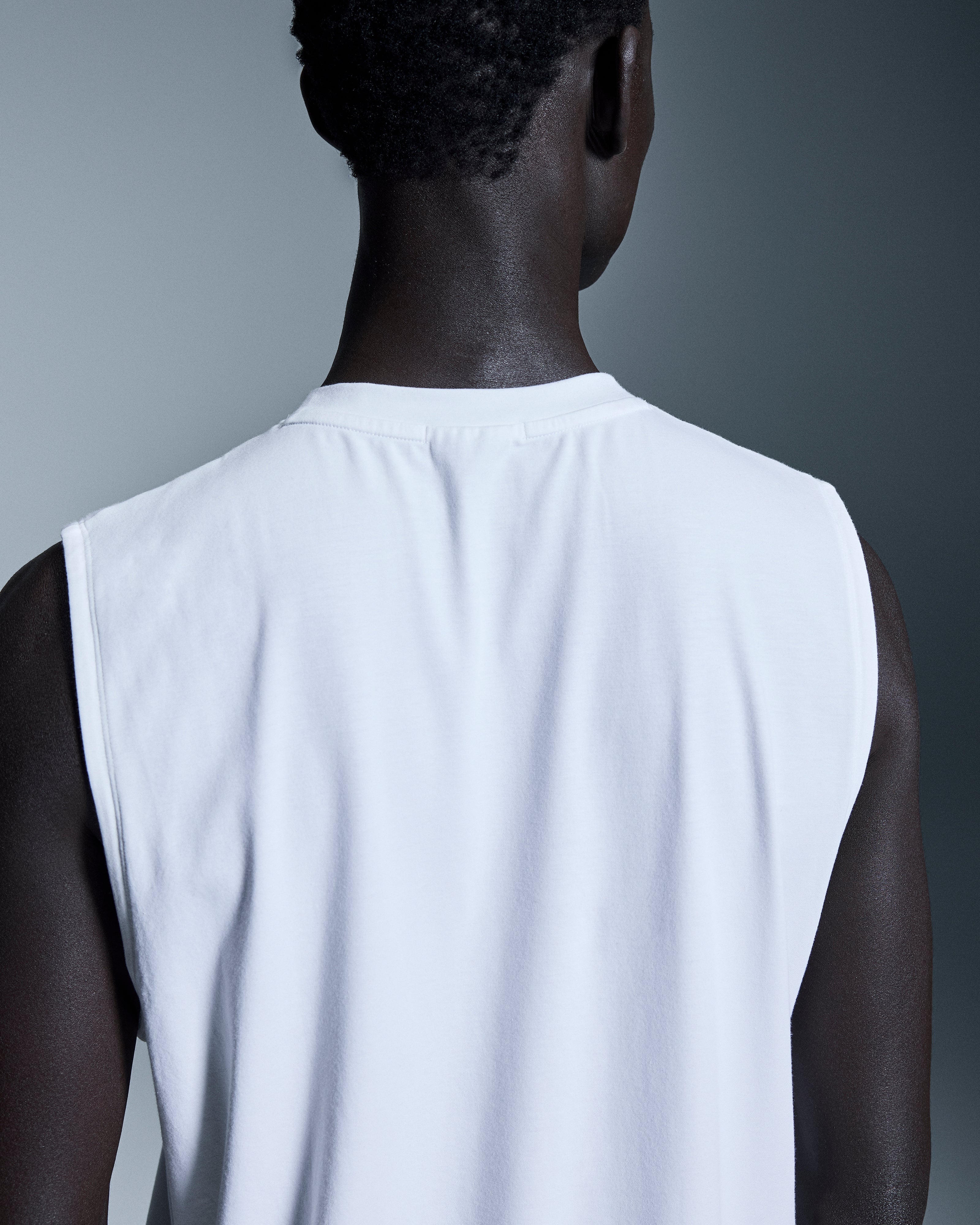 On Focus Tank White