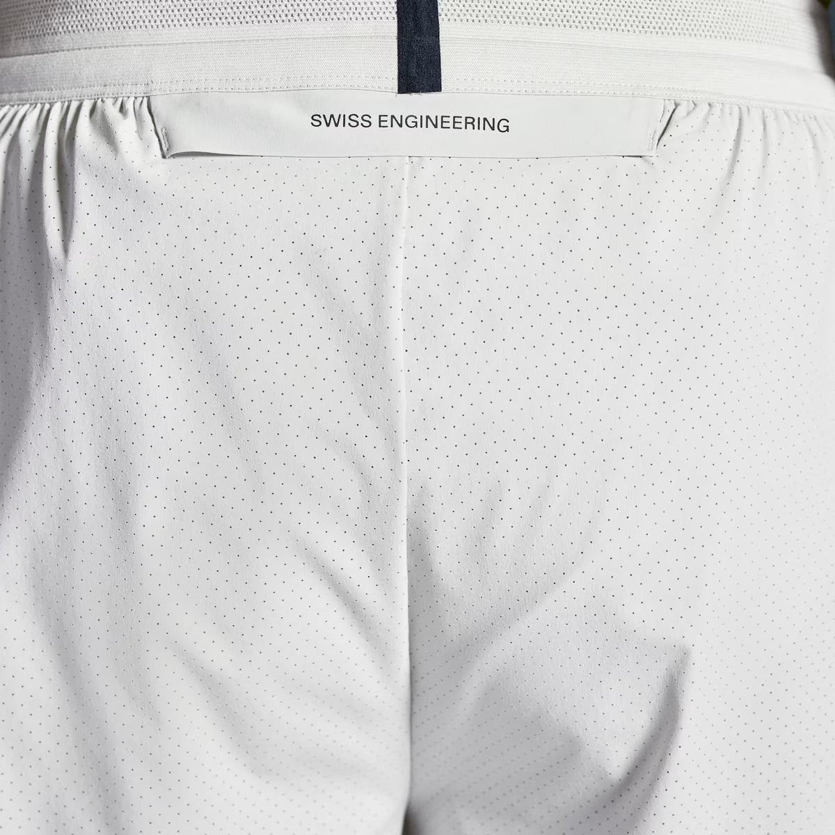 On 7" Performance Shorts Silver