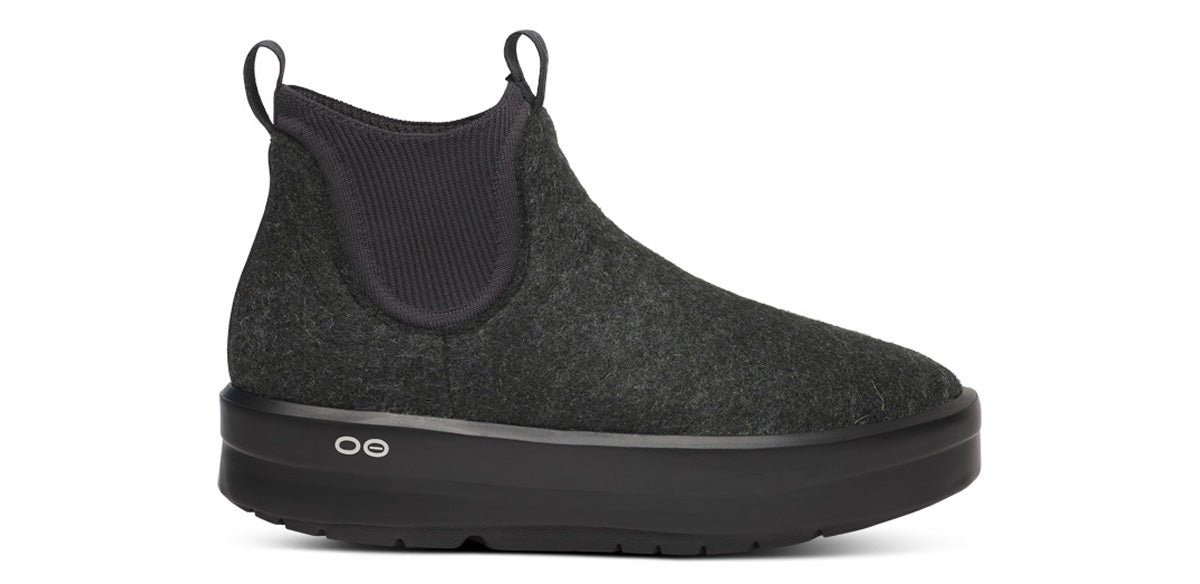 Oofos Women's Wool-Blend Boot Black & Charcoal