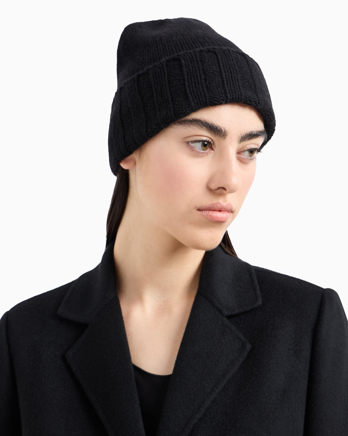 Emporio Armani Cashmere beanie with ribbed texture and cuff Essential