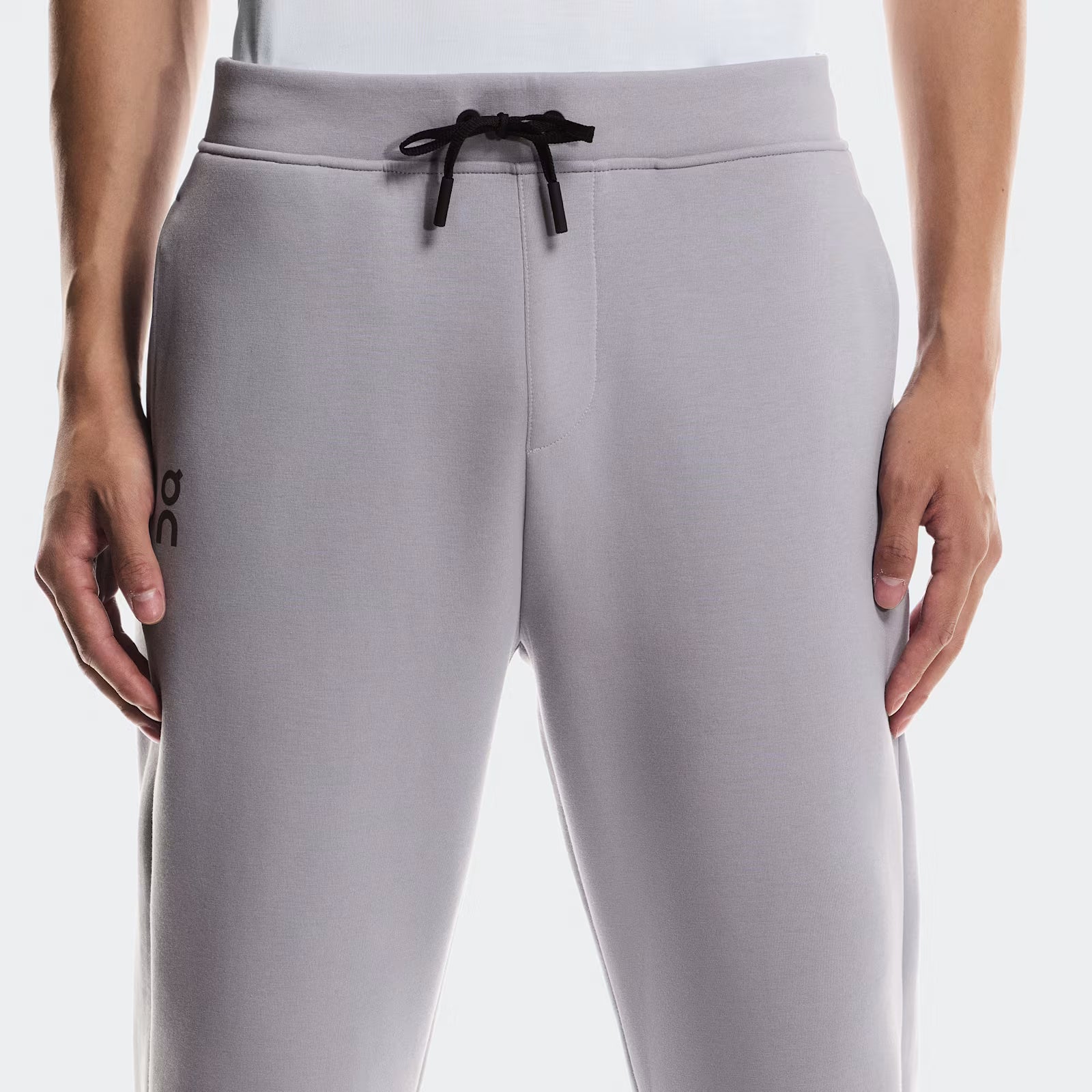 On Focus Tech Sweatpants Lilac