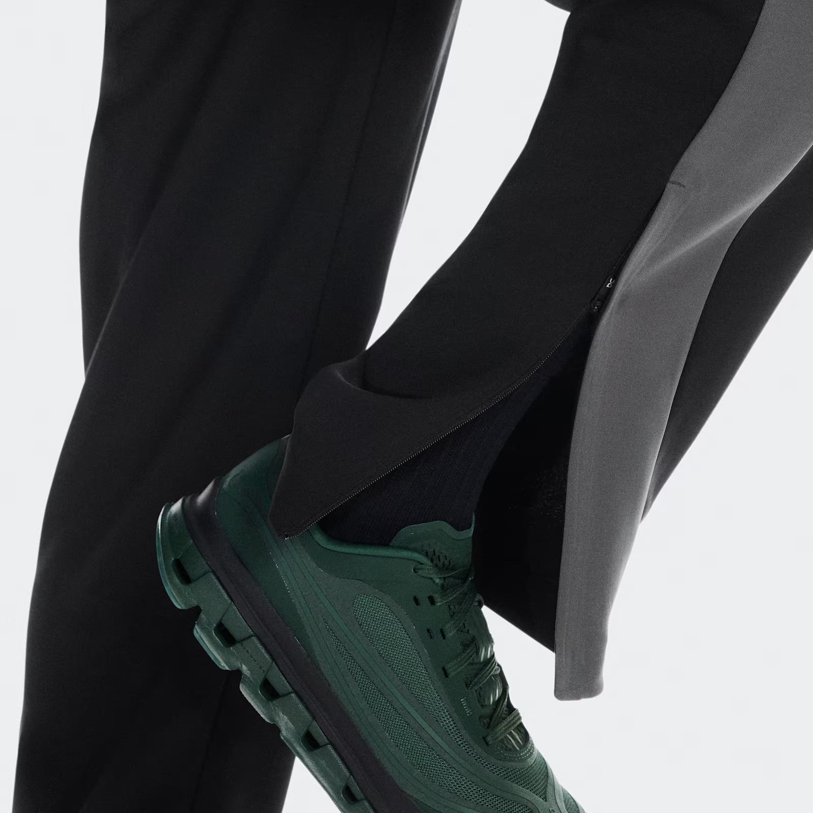On Track Pants Ikon Black | Eclipse