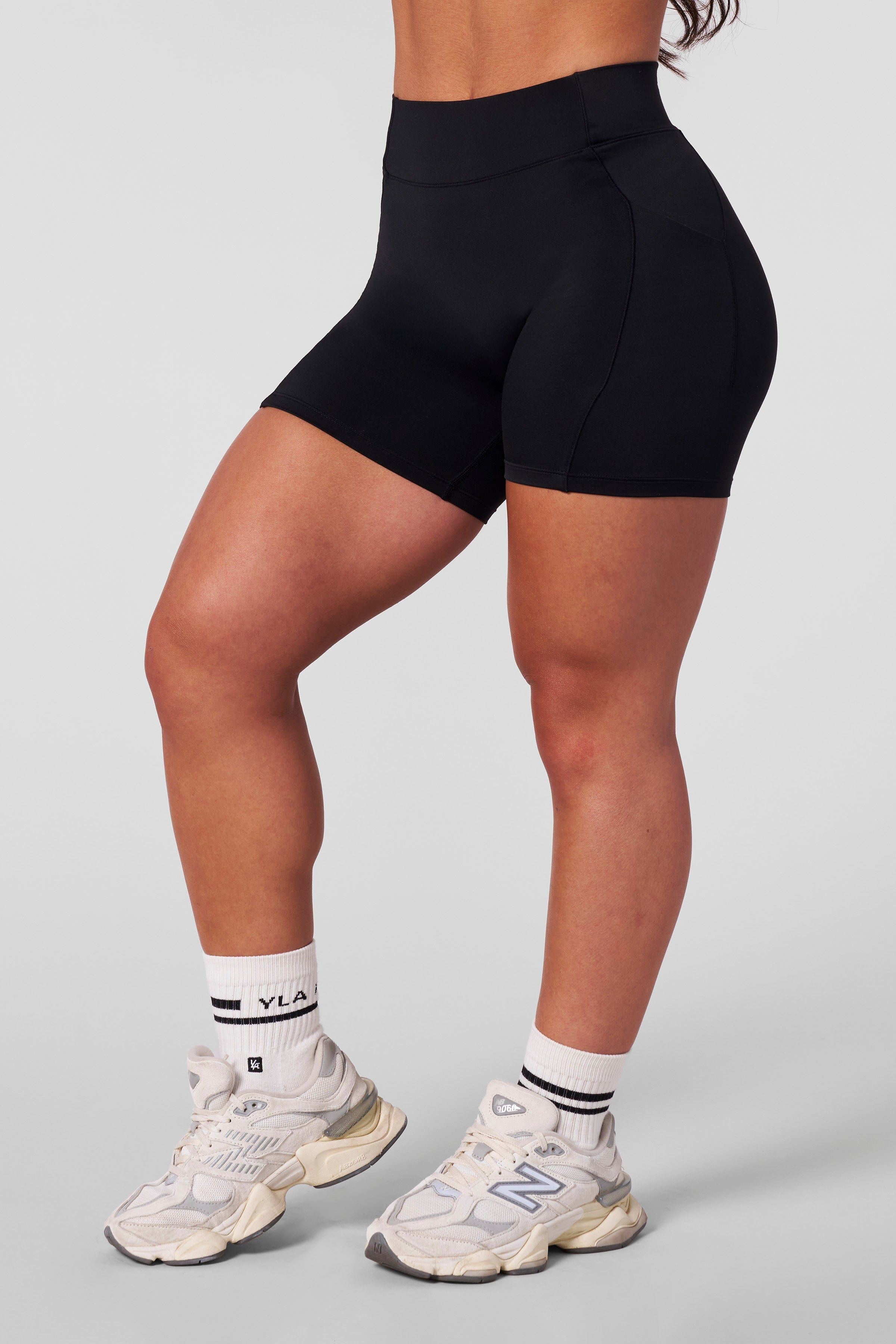 YoungLA W172 Nova Shorts Black