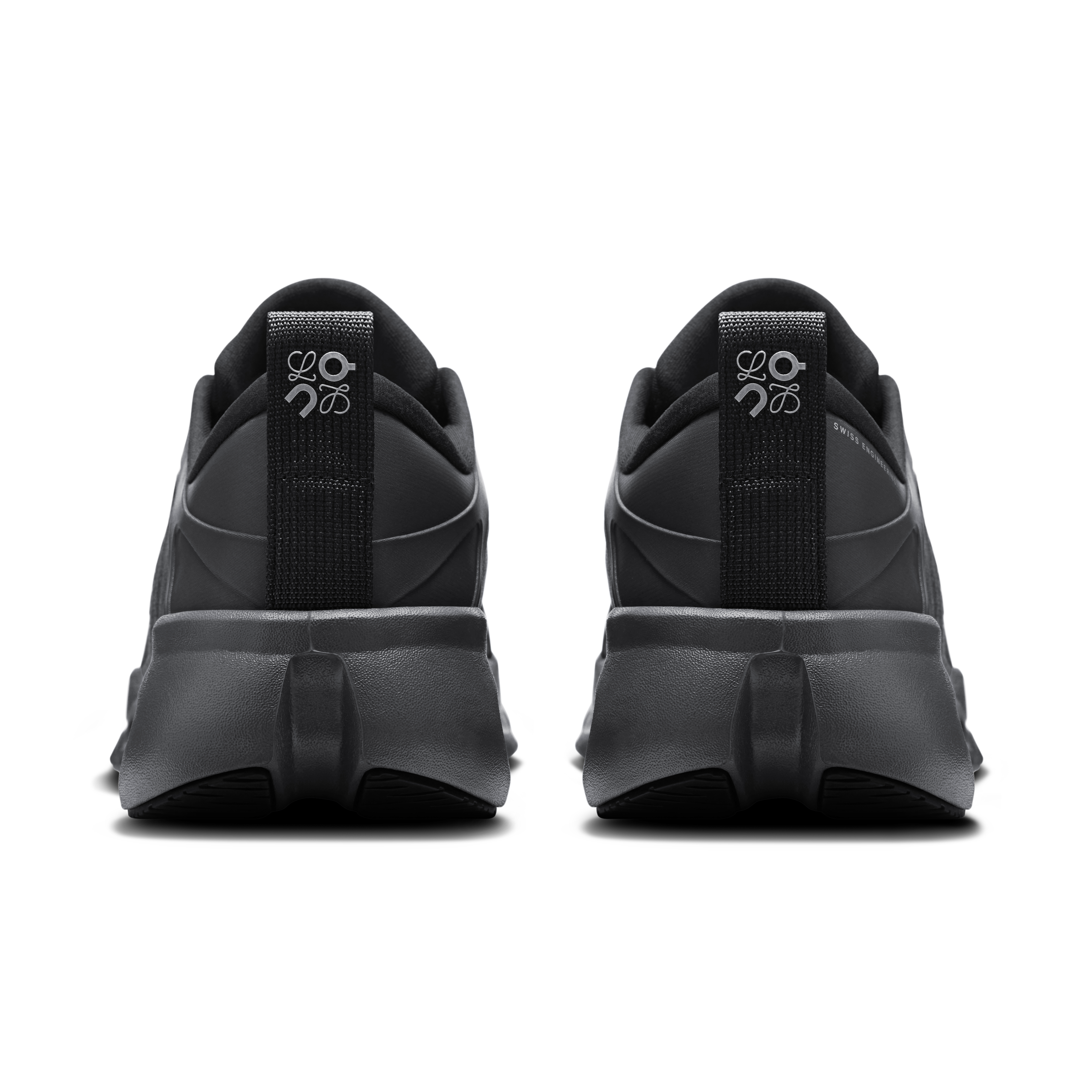On Cloudsolo Loewe Black