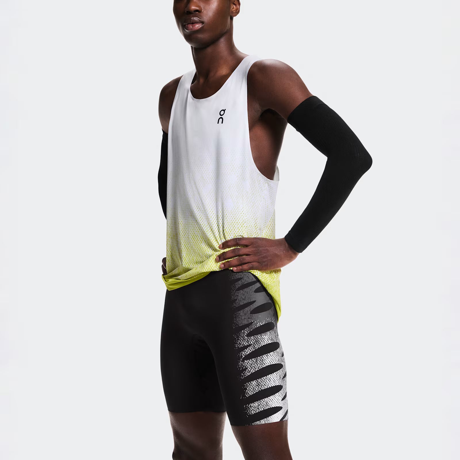 On Zero Half Tights Iron | White