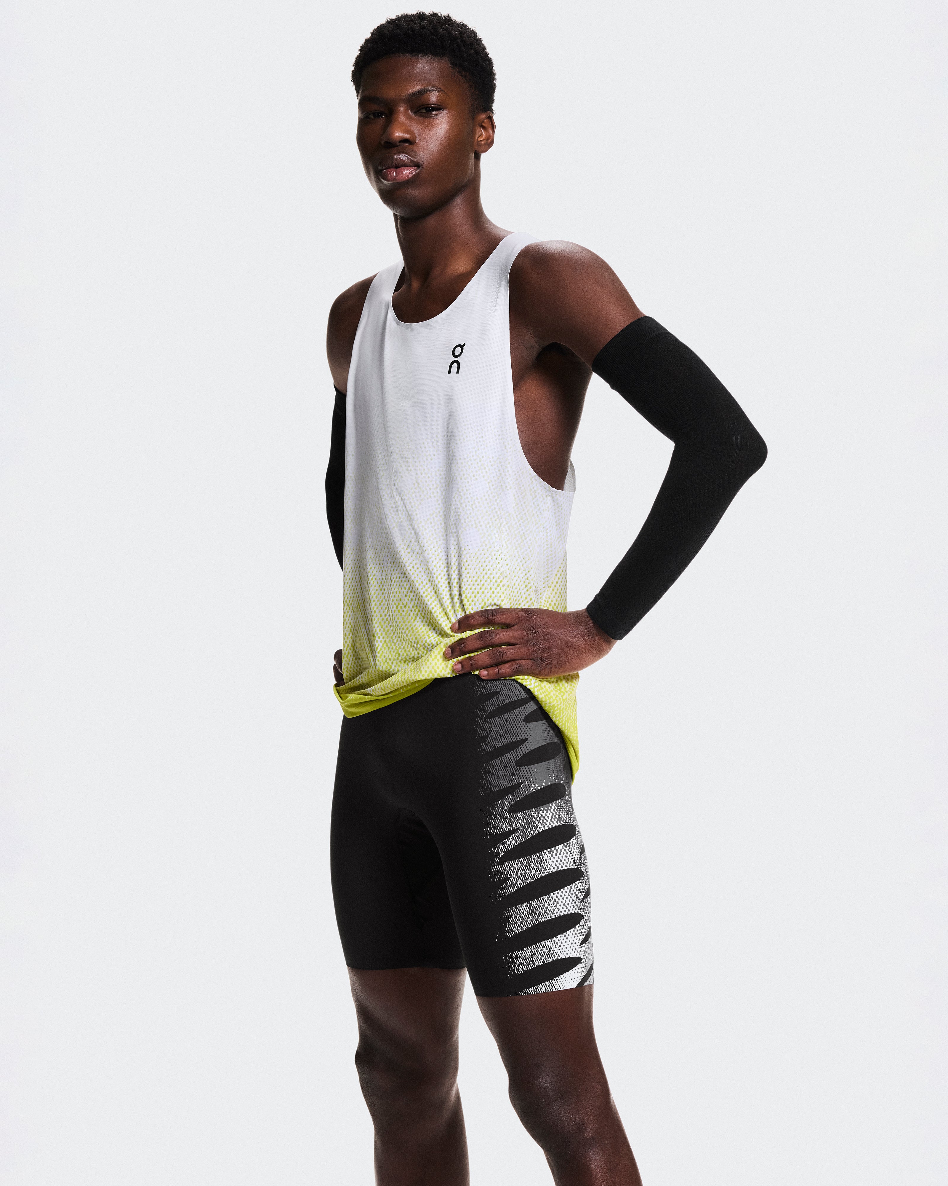 On Zero Half Tights Iron | White