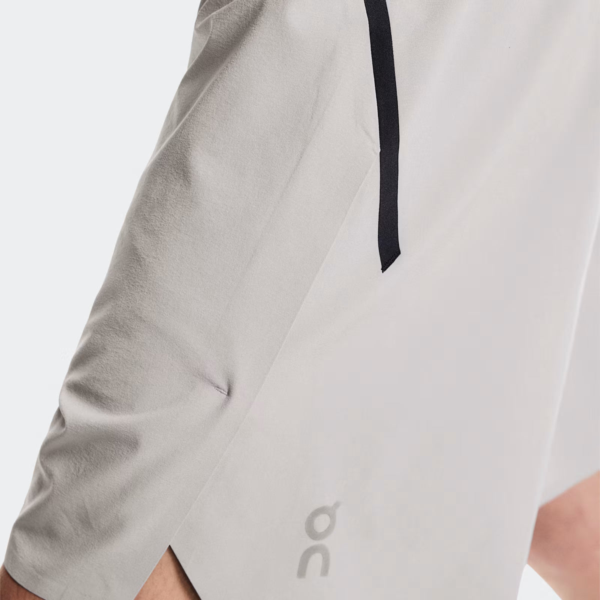 On Train Shorts Alloy