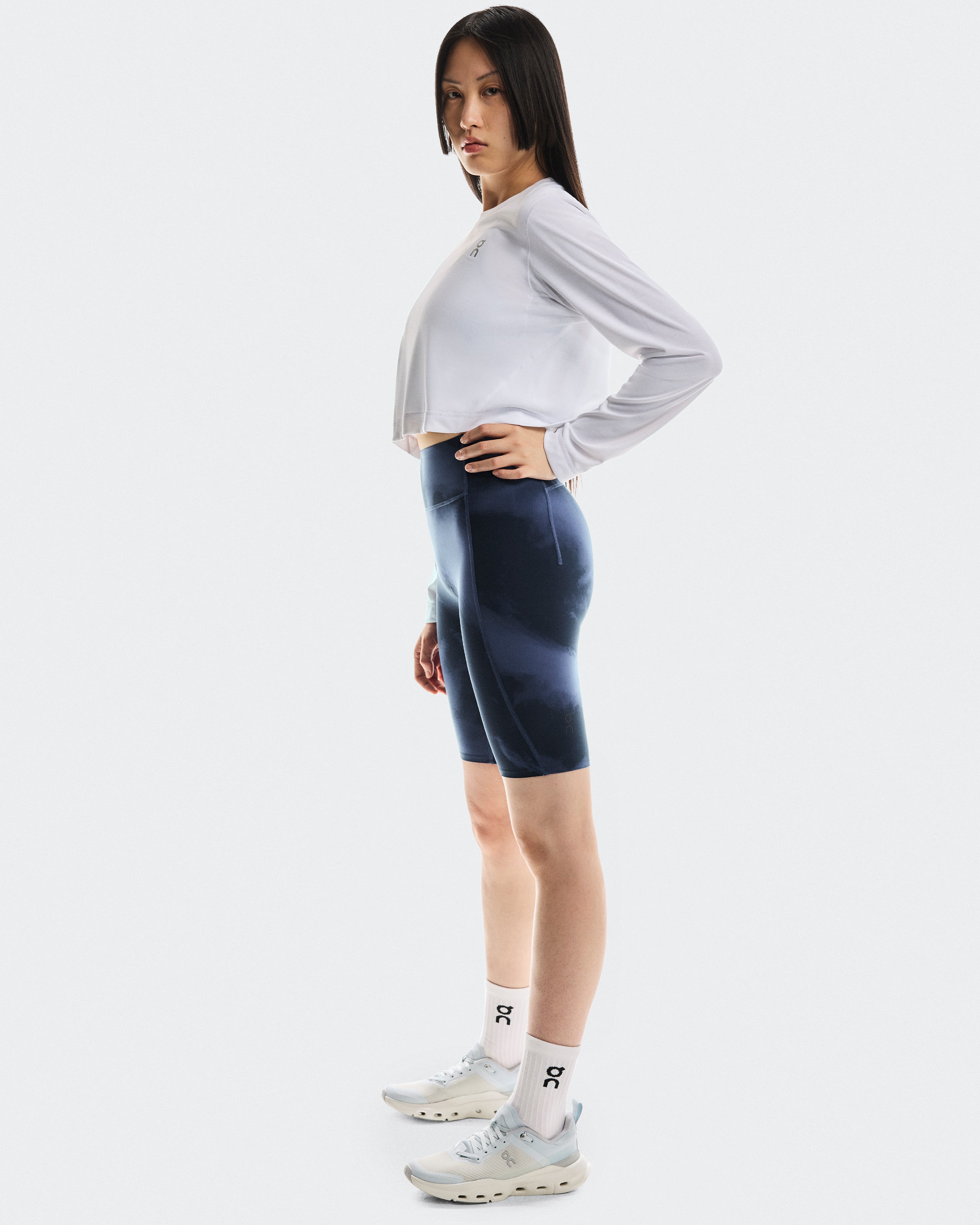 On Studio Tights Short Acai | Navy (Women'S)