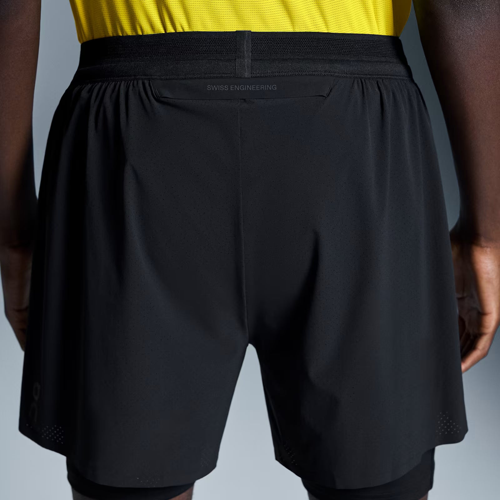 On 5" Performance 2/1 Shorts Black