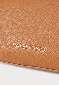 Valentino Brixton Handbag Cuoio