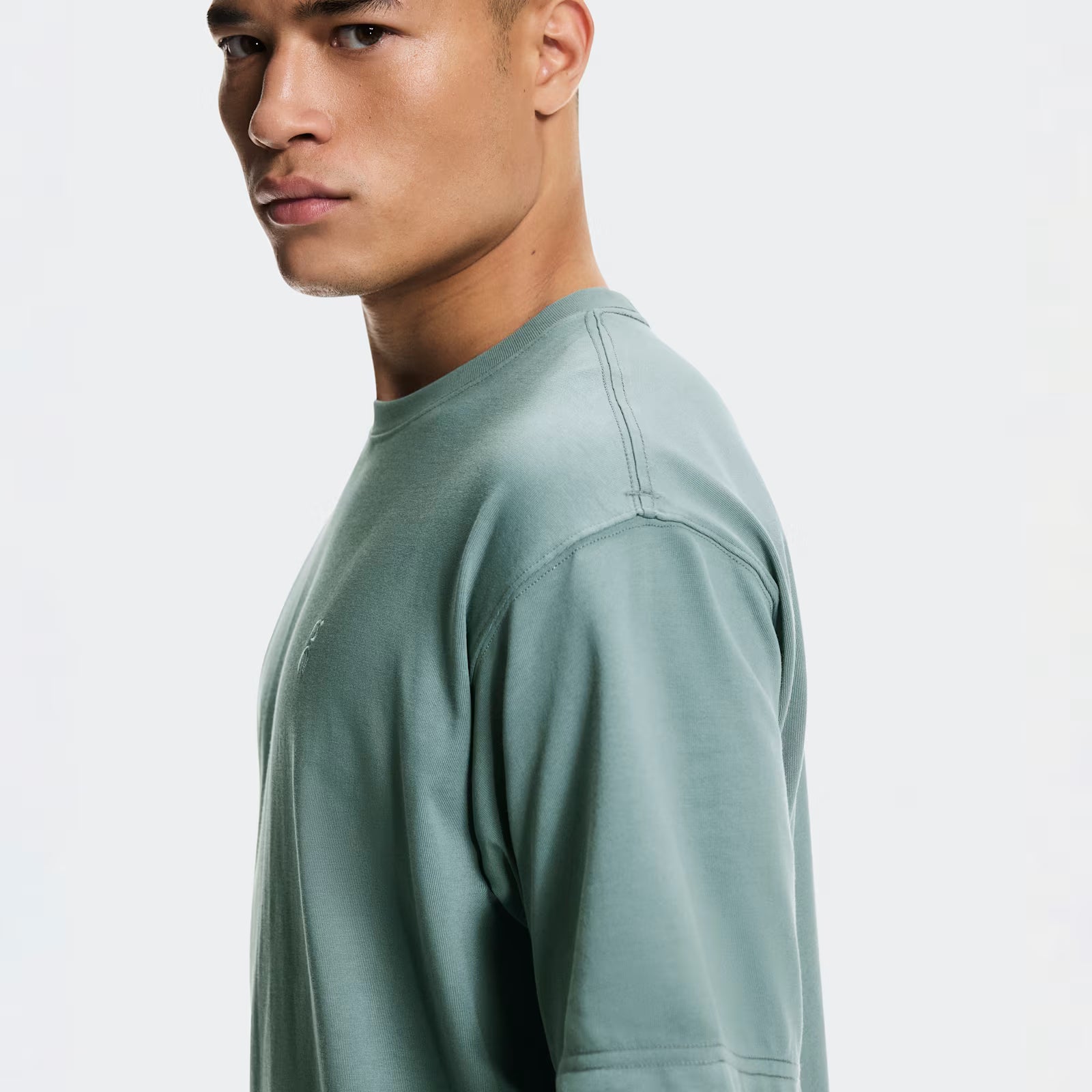On Club Collective-T Tide