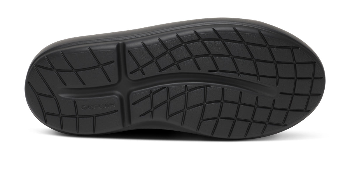 Oofos Men's Slip-On Leather Shoe Black