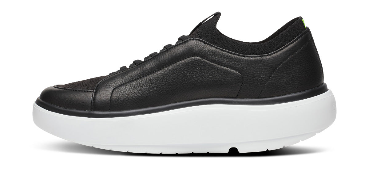 Oofos Men's Slip-On Leather Shoe White & Black
