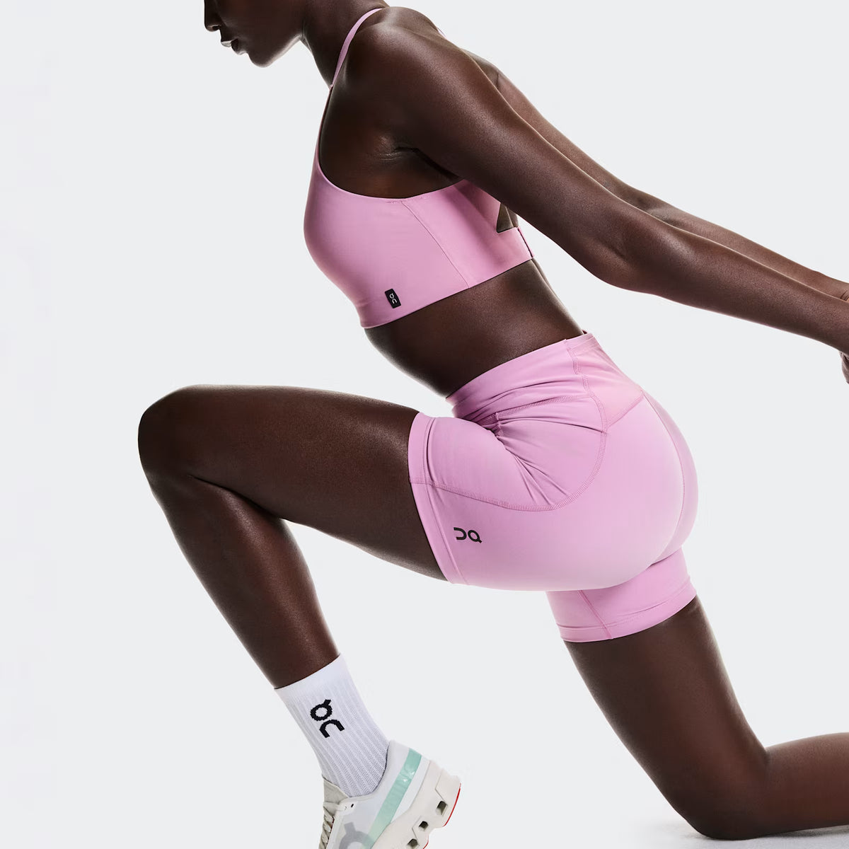On Performance Tights Short Sakura (Women'S)