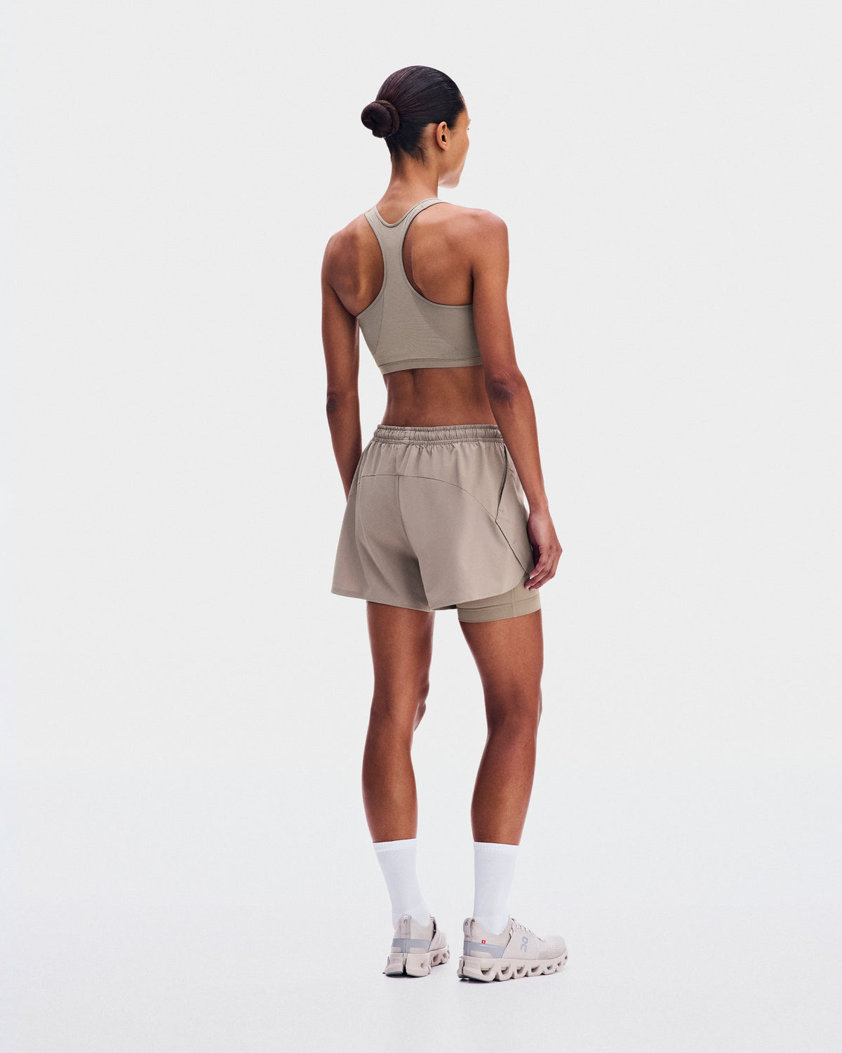 On Train 2-In-1 Shorts Clay (Women'S)