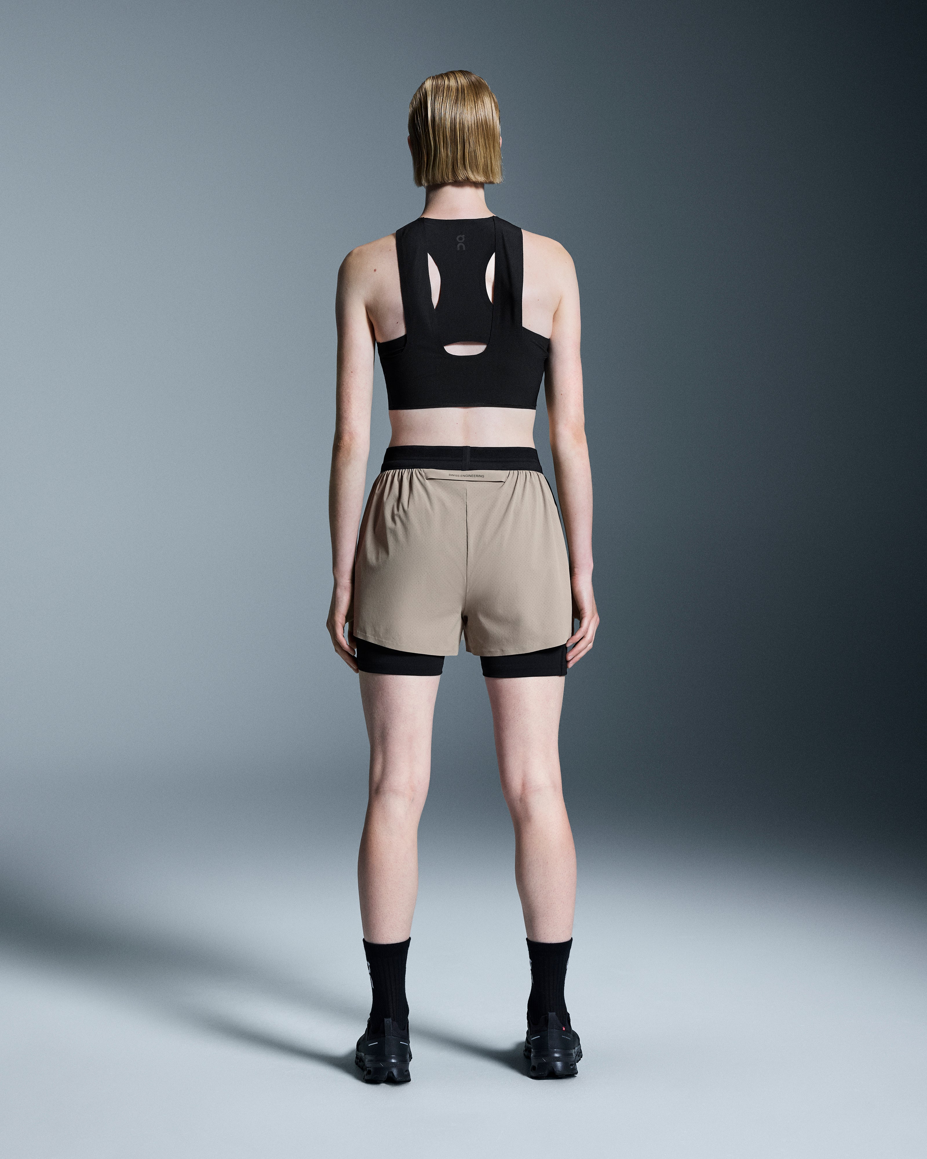 On 3" Performance 2/1 Shorts Cinder | Black (Women'S)