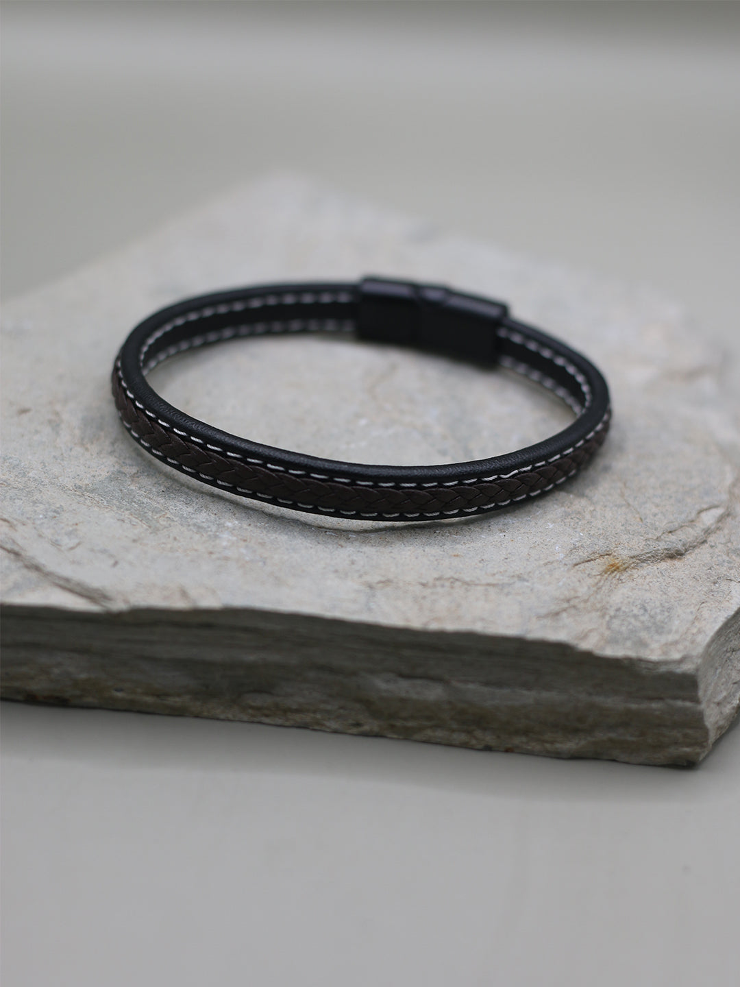 BROWN CROSS PATTERN STITCH BRACELET FOR MEN