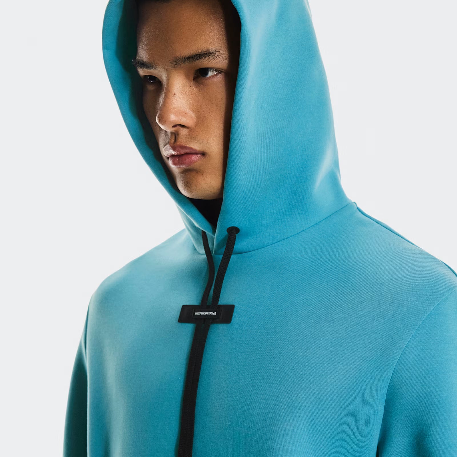 On Focus Tech Hoodie Niagara