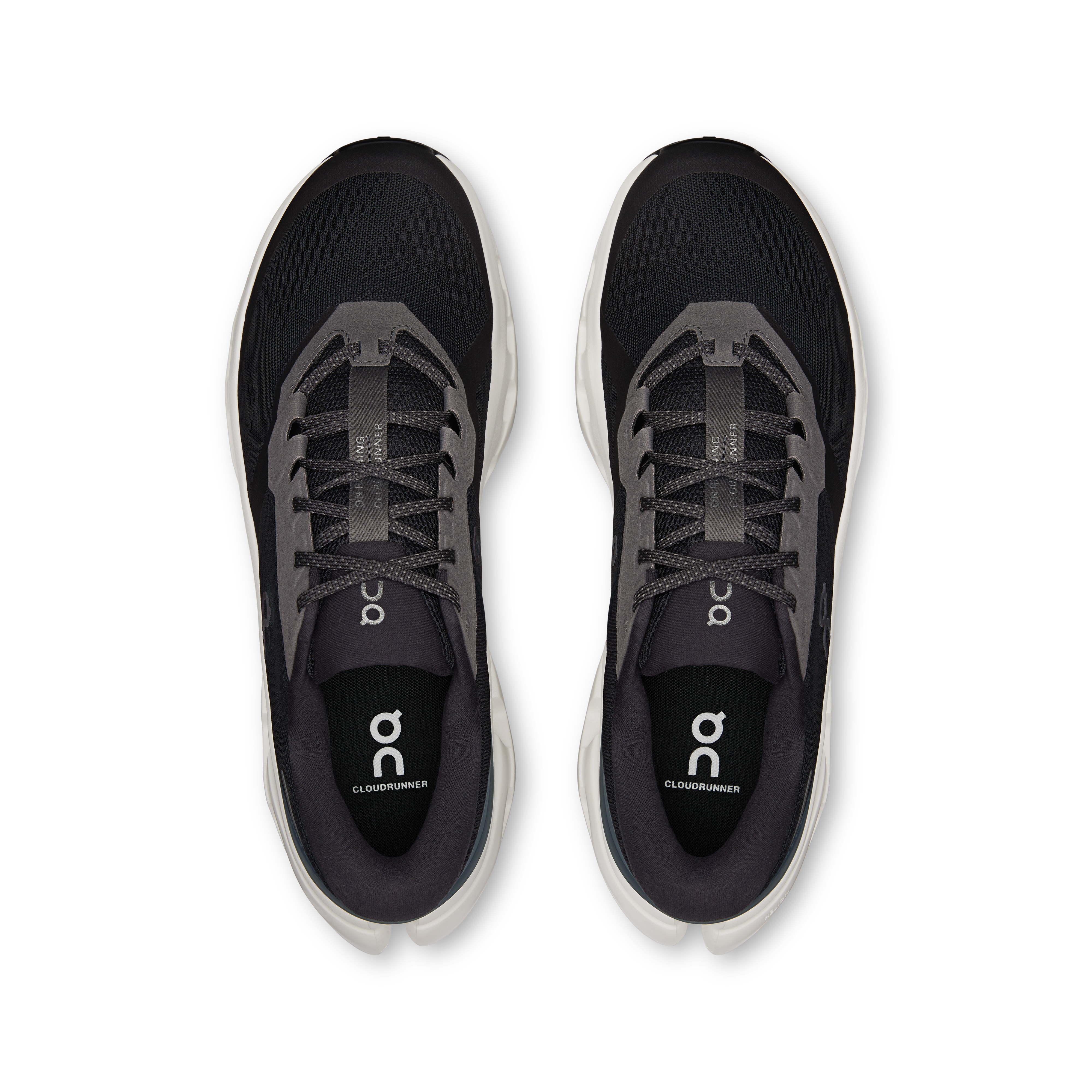 On Cloudrunner 3 Black Ivory