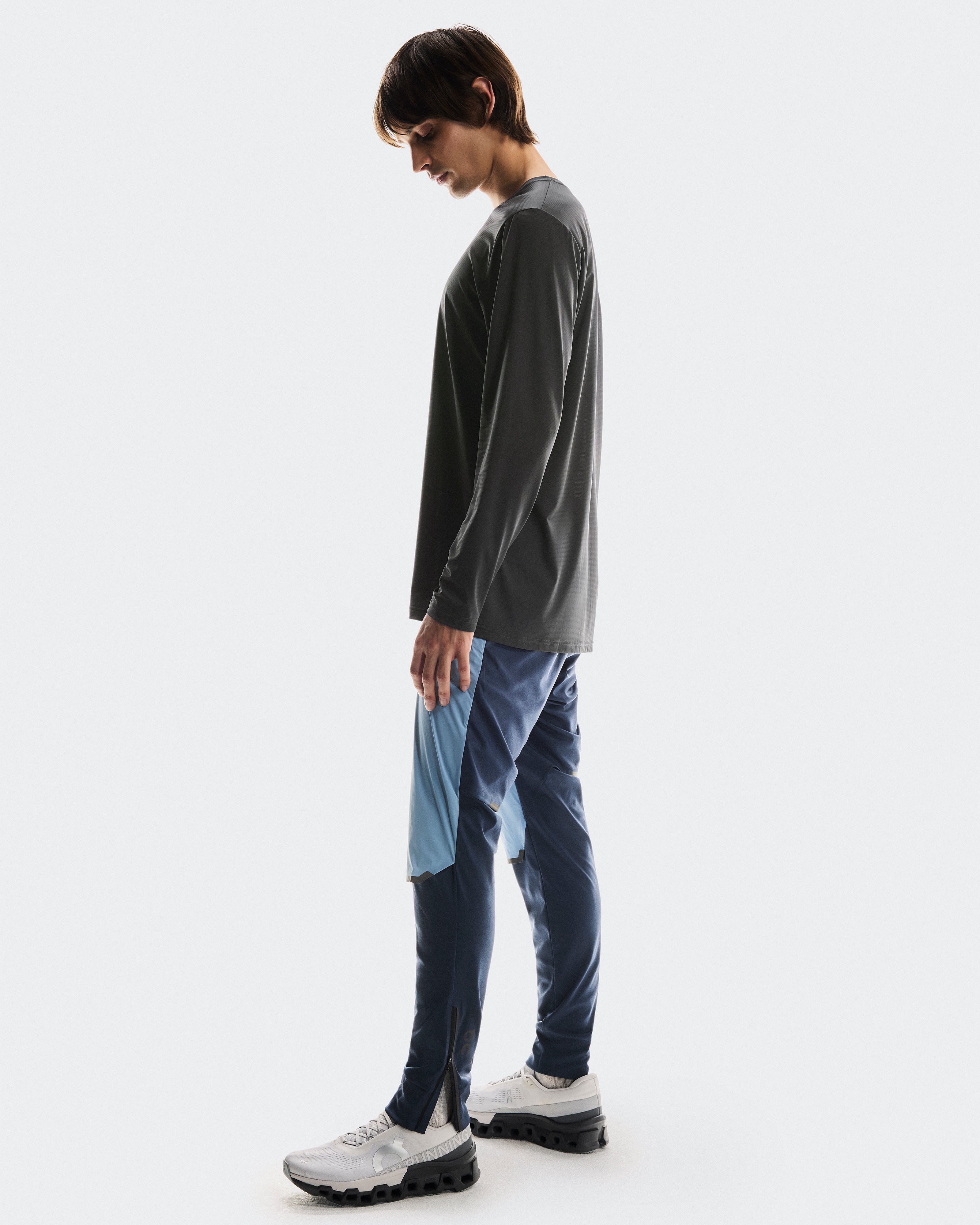 On Weather Pants Chambray | Navy